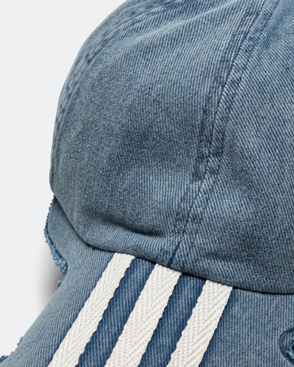 3 Striped Slash Cap X Avavav Adidas оригінал – Купити в Україні – вид ззаду