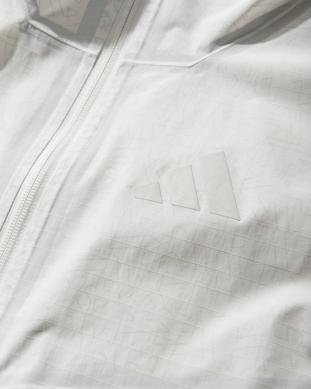 Terrex Xploric 2.5 Layer Climaproof Parka Off White Adidas оригінал – Купити в Україні – детальний вид
