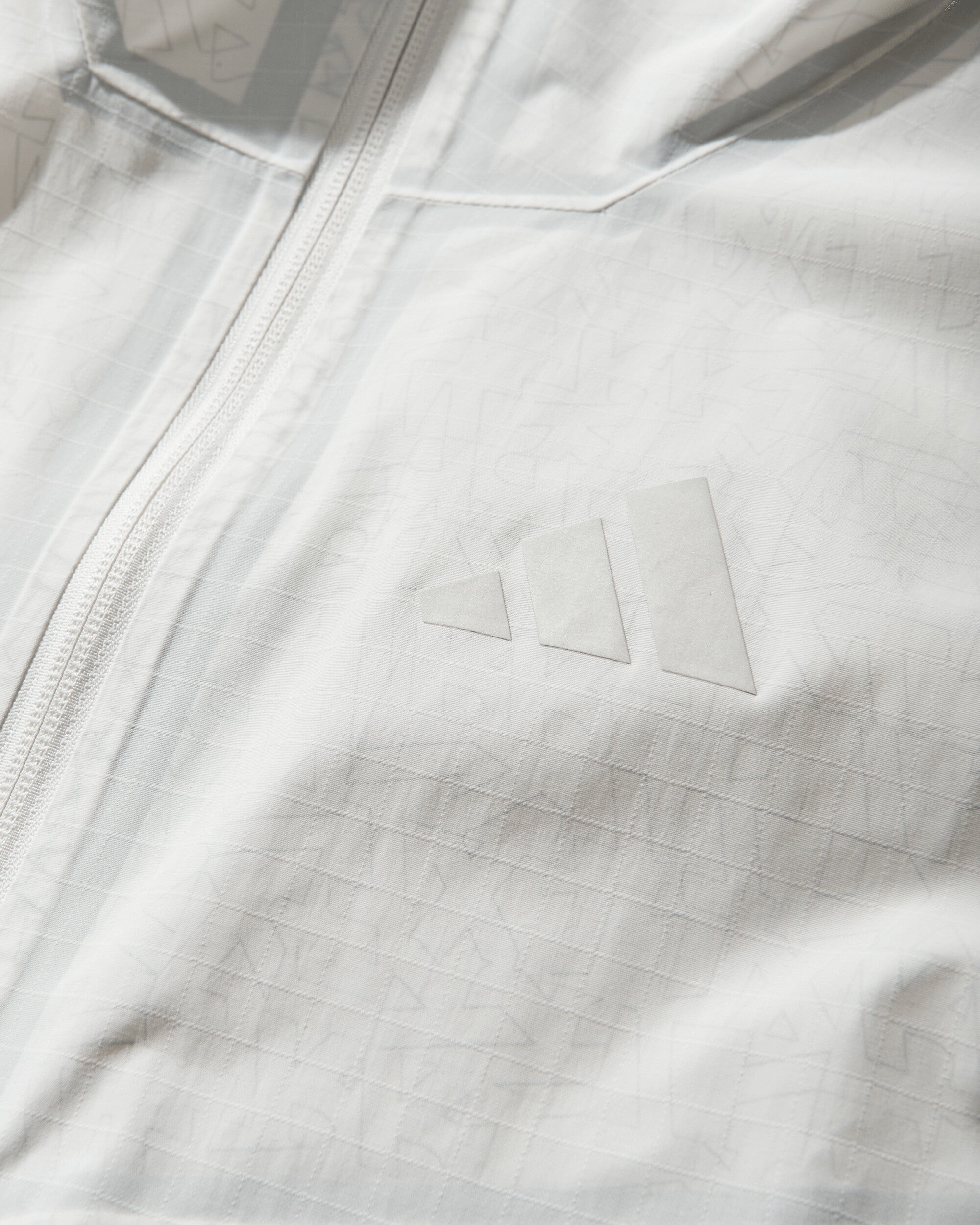 Terrex Xploric 2.5 Layer Climaproof Parka Off White Adidas оригінал – Купити в Україні – детальний вид - ADIDAS