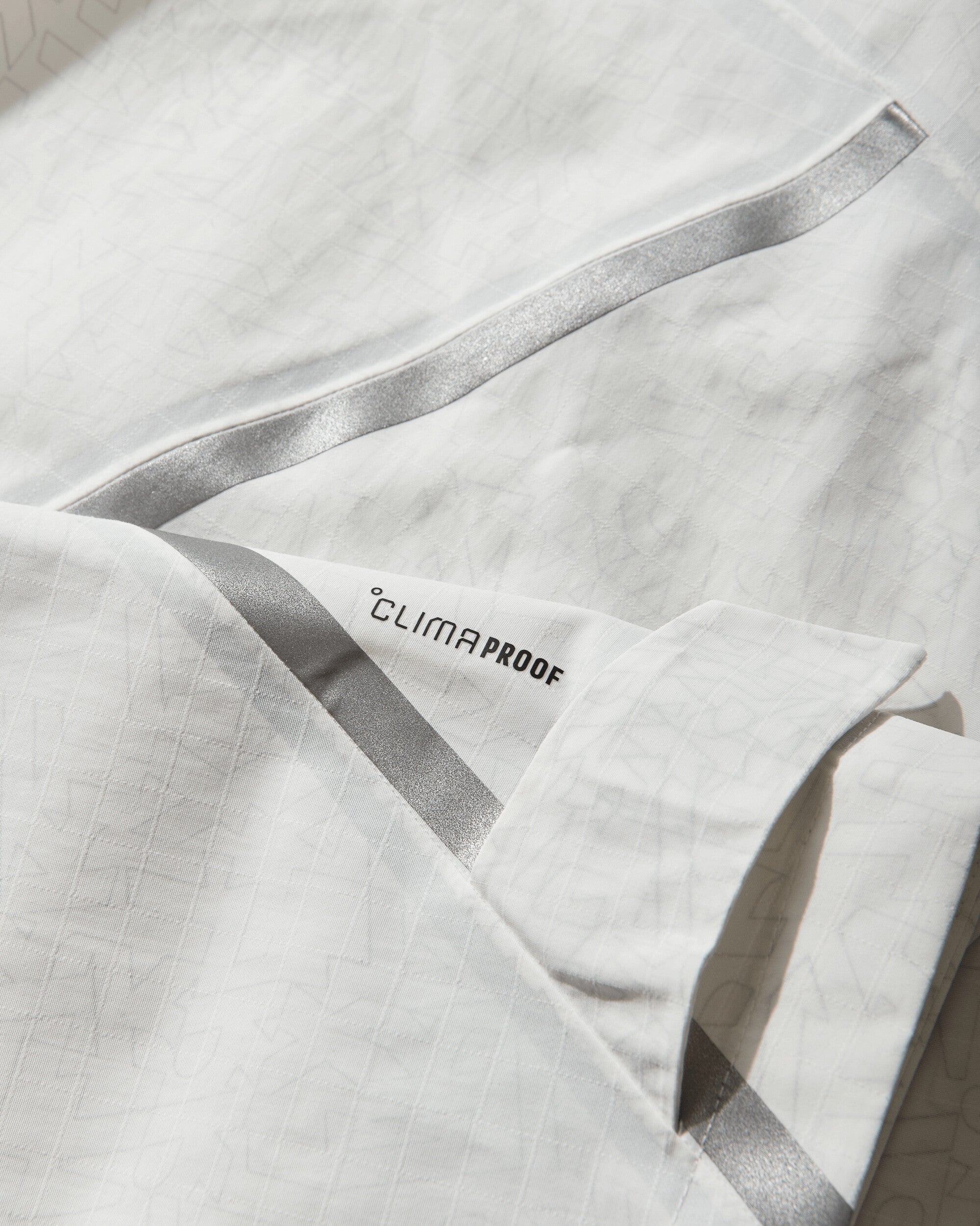 Terrex Xploric 2.5 Layer Climaproof Parka Off White Adidas оригінал – Купити в Україні – збільшений вид - ADIDAS