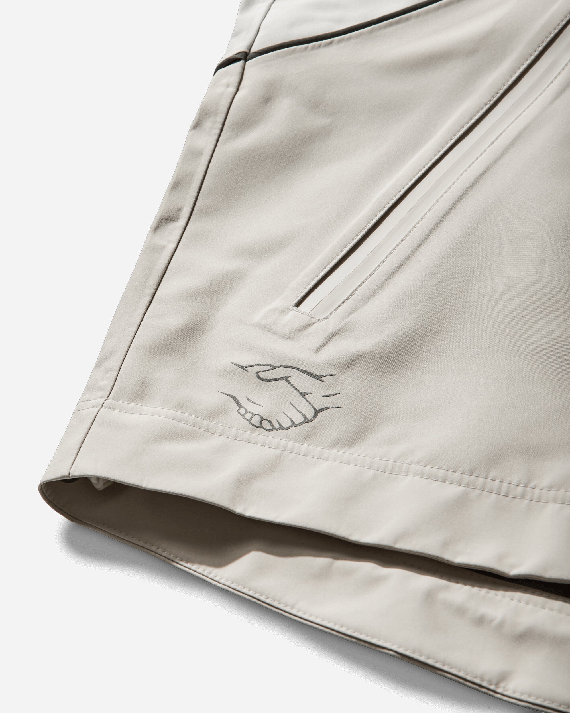 Mens Consortium Shell Jacket Chalk White Adidas оригінал – Купити в Україні – збільшений вид - ADIDAS