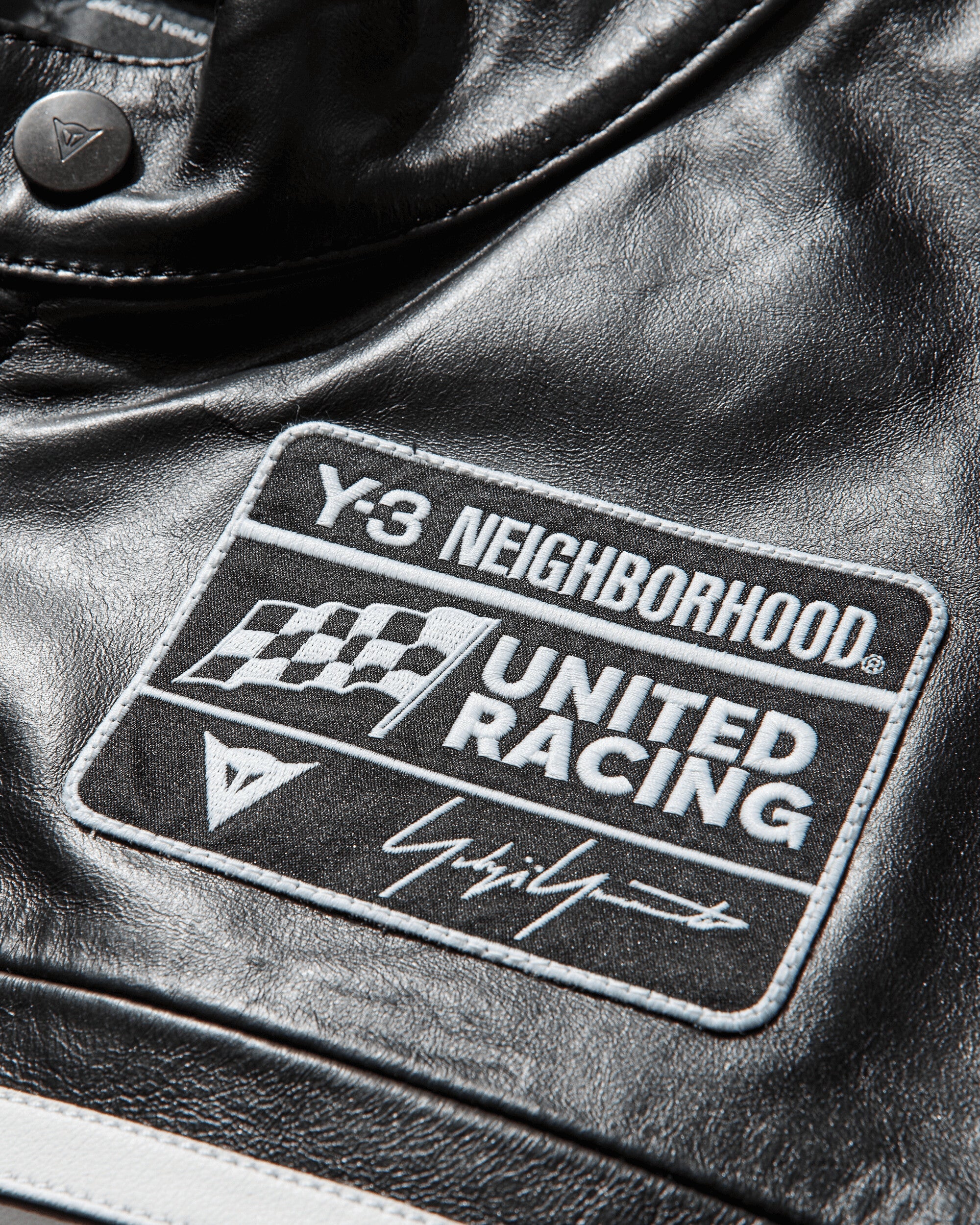 Оригінальна Mens Y-3 X Neighborhood Dainese Leather Racer Jacket Black Adidas – збільшений вид - ADIDAS