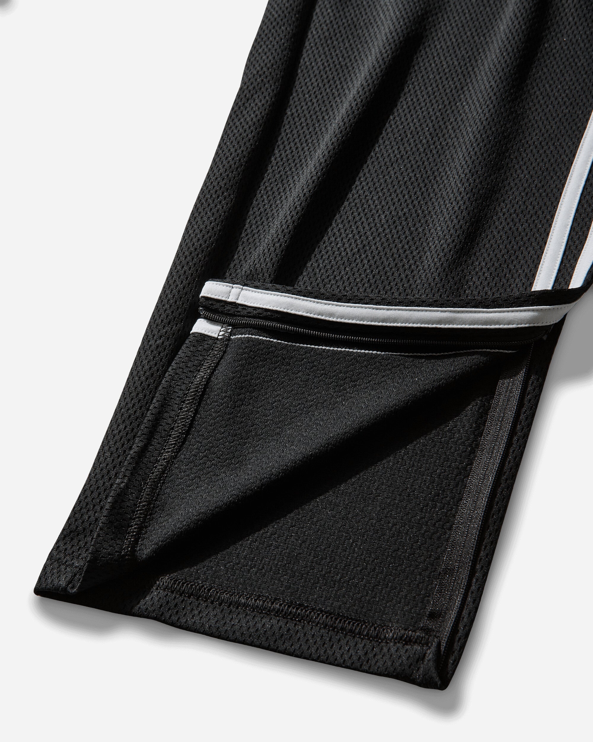 Mens Firebird Track Pants Black Adidas оригінал – Купити в Україні – збільшений вид - ADIDAS