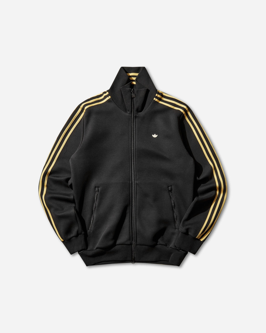 Adidas Knitwear оригінал | Швидка доставка Україна – боковий вид