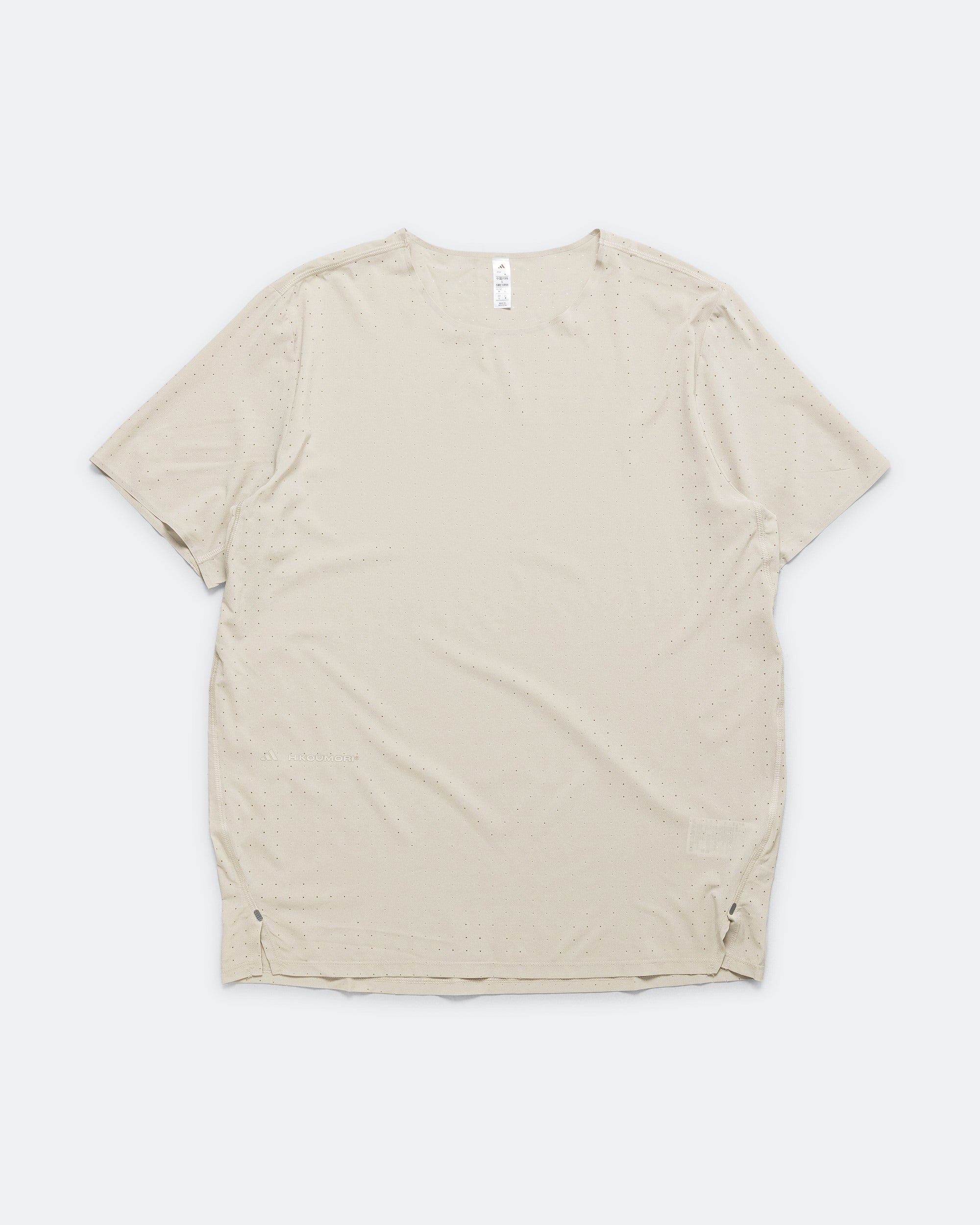 Оригінальна Adi365 Running Tee X Hermanos Koumori Adidas – боковий вид - ADIDAS