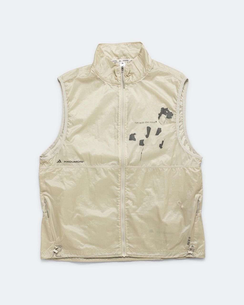 Оригінальна Adi365 Running Vest X Hermanos Koumori Adidas – боковий вид