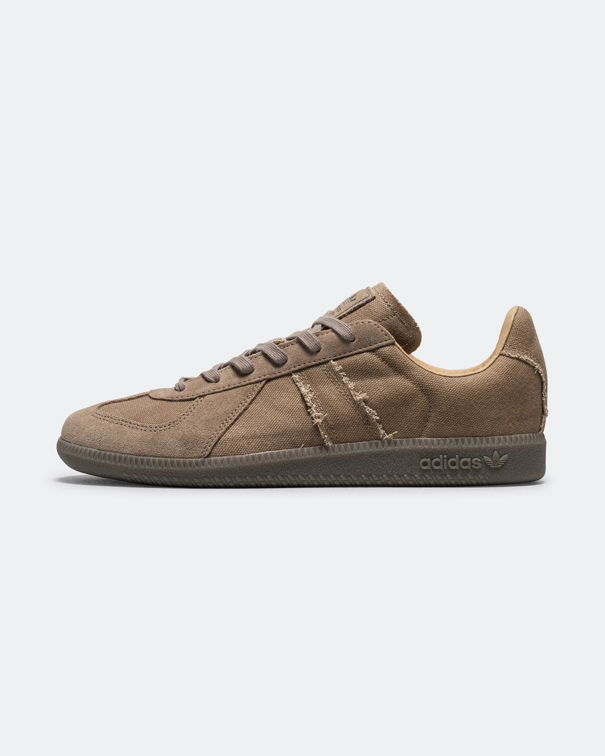 Оригінальна Bw Army Adidas – боковий вид