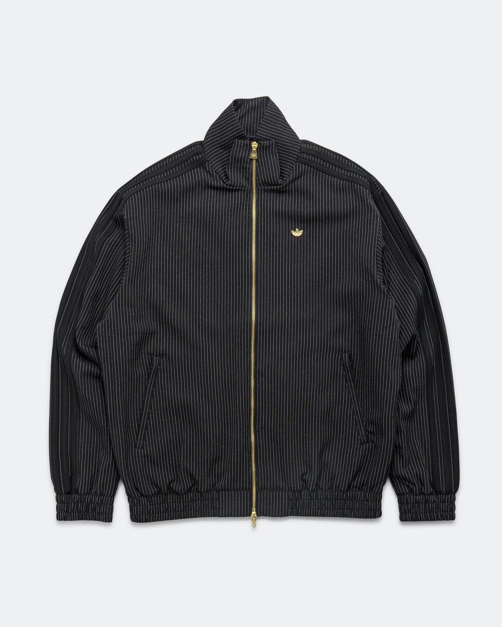 Adidas Outerwear оригінал | Швидка доставка Україна – боковий вид