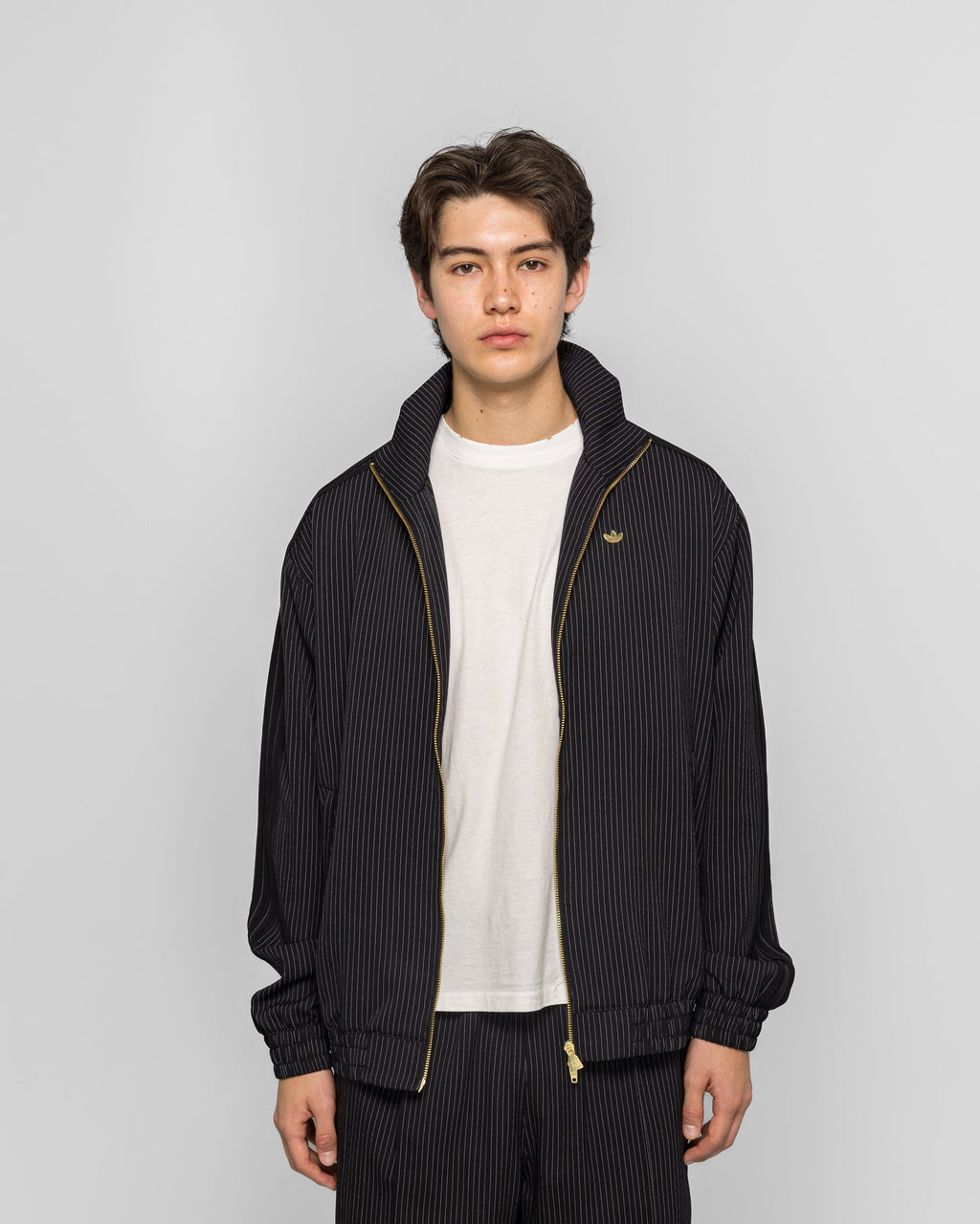 Adidas Outerwear оригінал | Швидка доставка Україна – вид ззаду