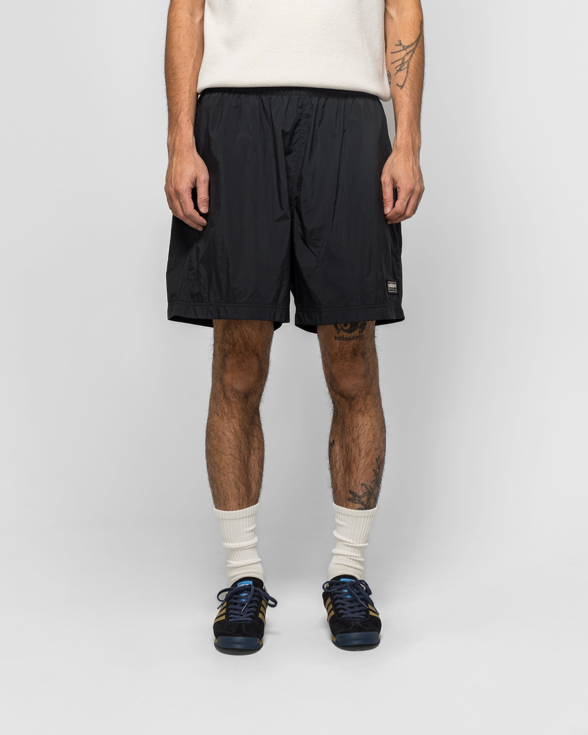 Adidas Bottoms оригінал | Швидка доставка Україна – вид ззаду - ADIDAS