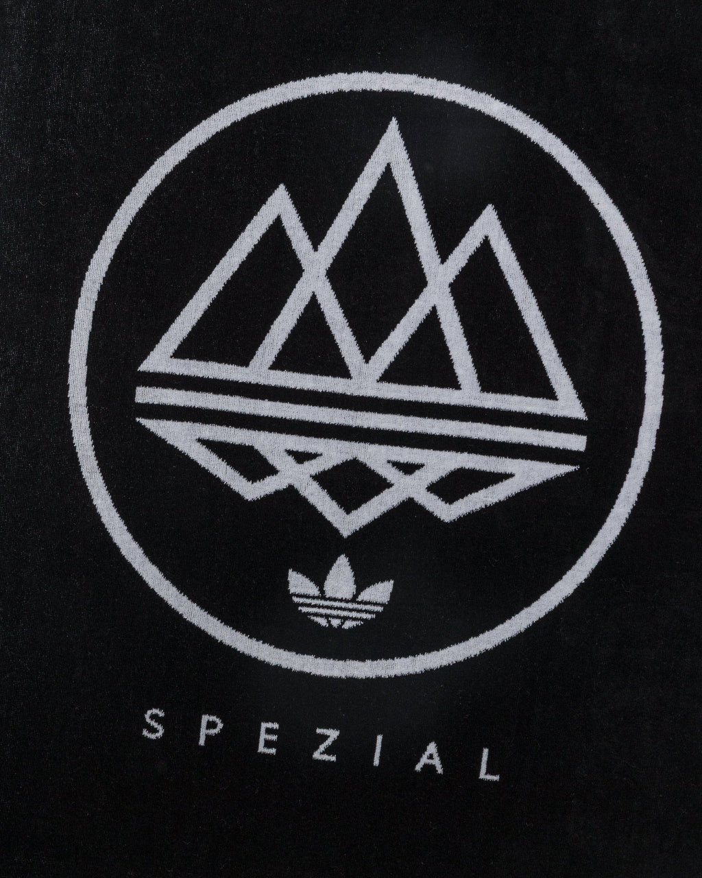 Mod Trefoil Spzl Towel Adidas оригінал – Купити в Україні – вид ззаду
