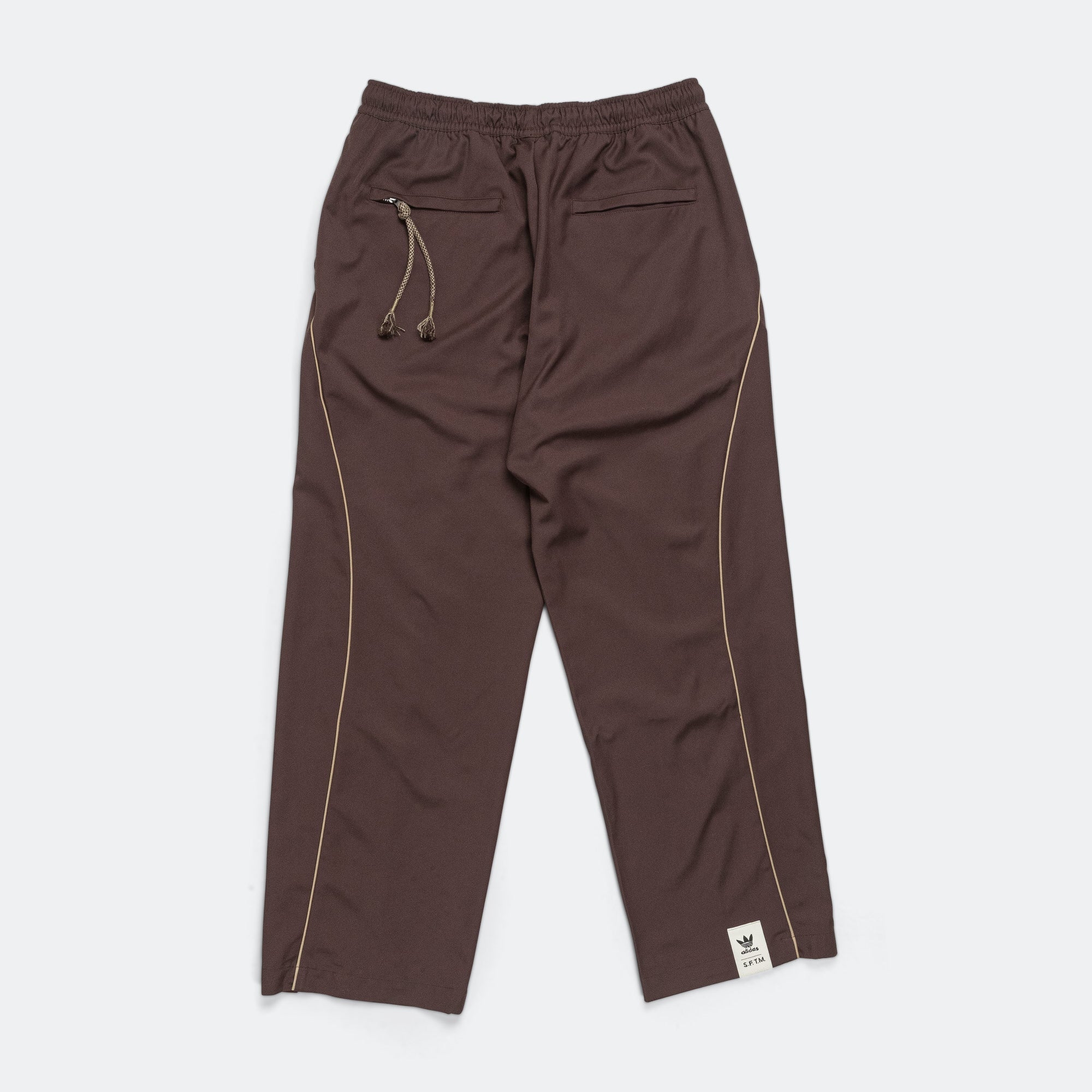 Woven Track Pant X Sftm Adidas оригінал – Купити в Україні – вид ззаду - ADIDAS