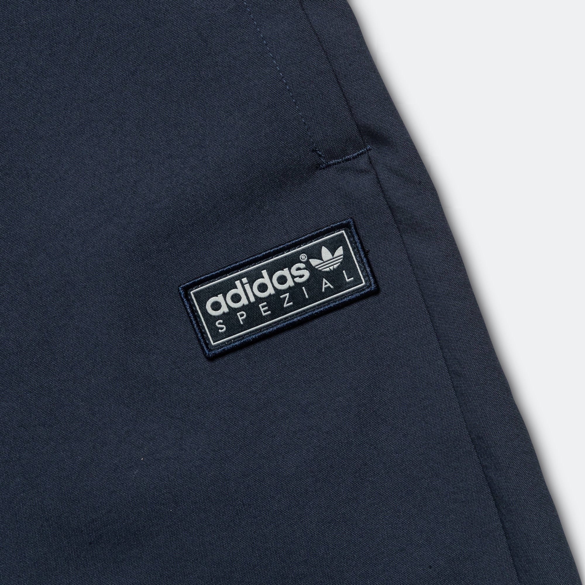 Оригінальна Salesbury Spzl Pant Adidas – збільшений вид - ADIDAS