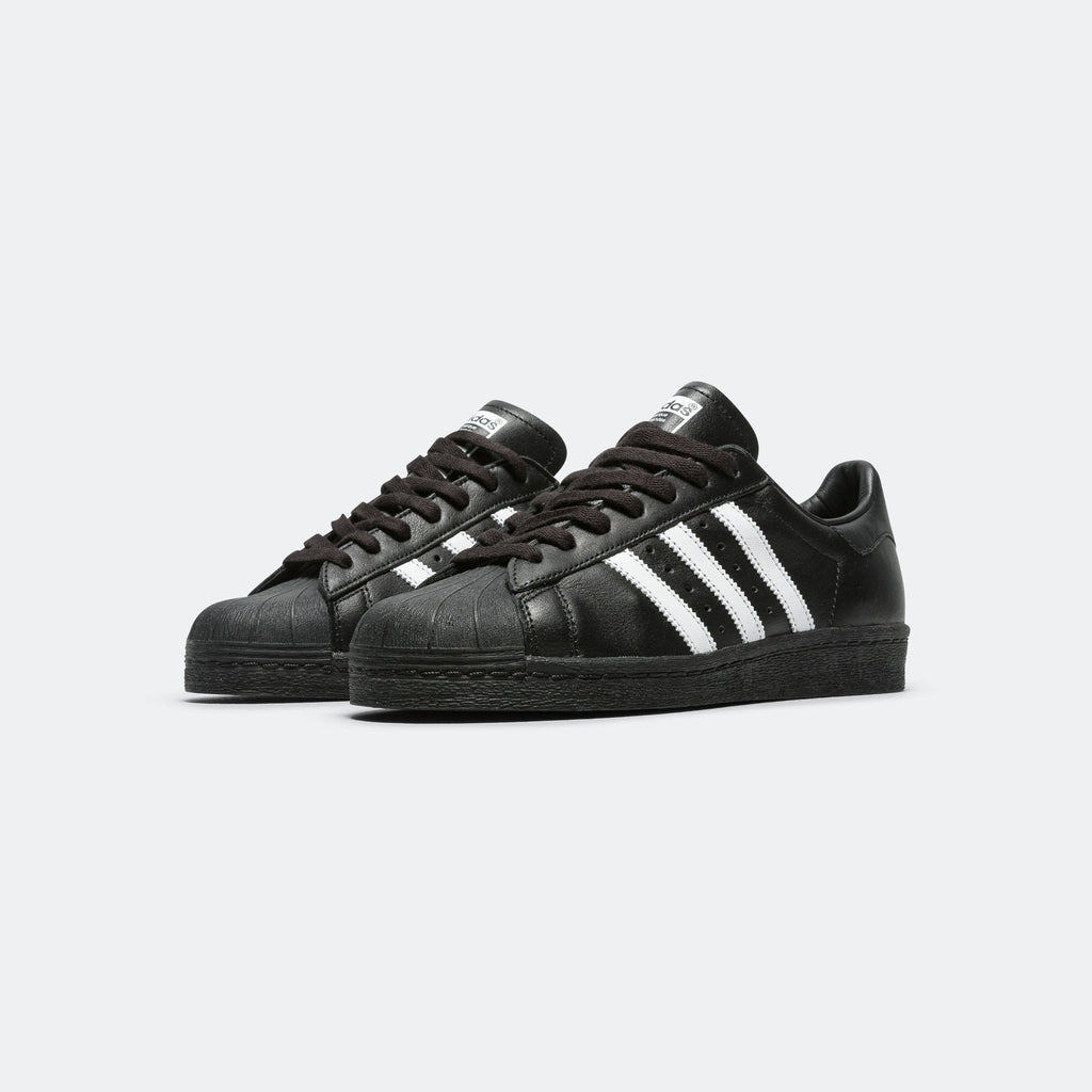 Superstar 82 Adidas оригінал – Купити в Україні – вид ззаду
