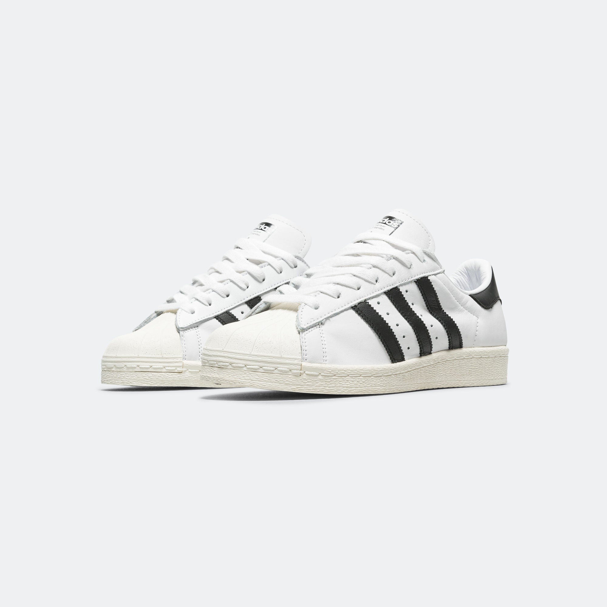 Superstar 82 Adidas оригінал – Купити в Україні – вид ззаду - ADIDAS