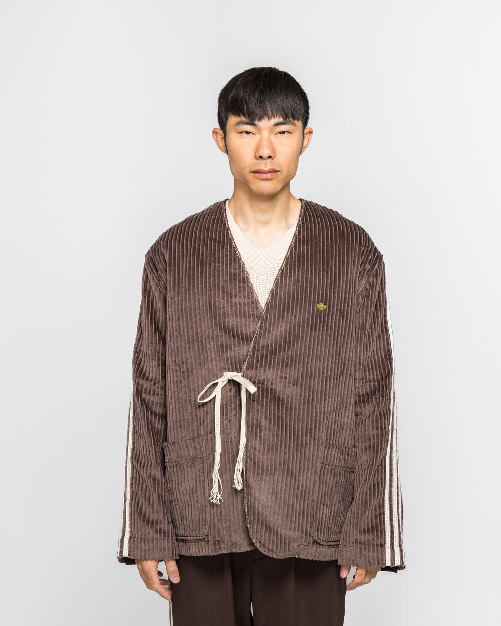 Adidas Outerwear оригінал | Швидка доставка Україна – вид ззаду