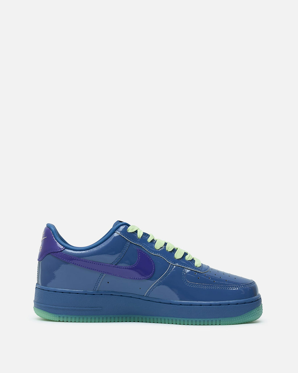 Оригінальна Air Force 1 Low In Mystic Navy Nike – боковий вид