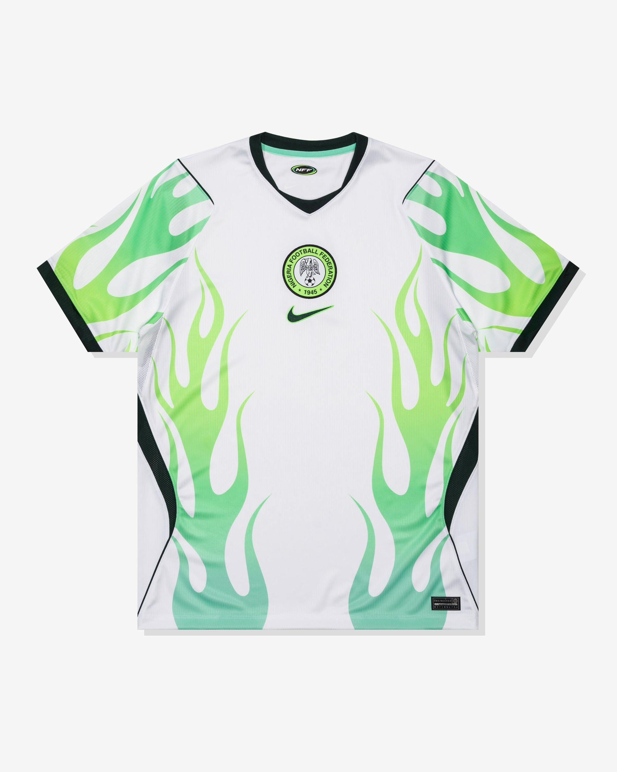 Оригінальна Nigeria 2026 Stadium Away Jersey White Nike – боковий вид