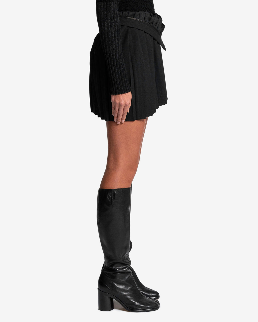 Оригінальна Asymmetric Pleated Skirt In Black Maison margiela – вид ззаду