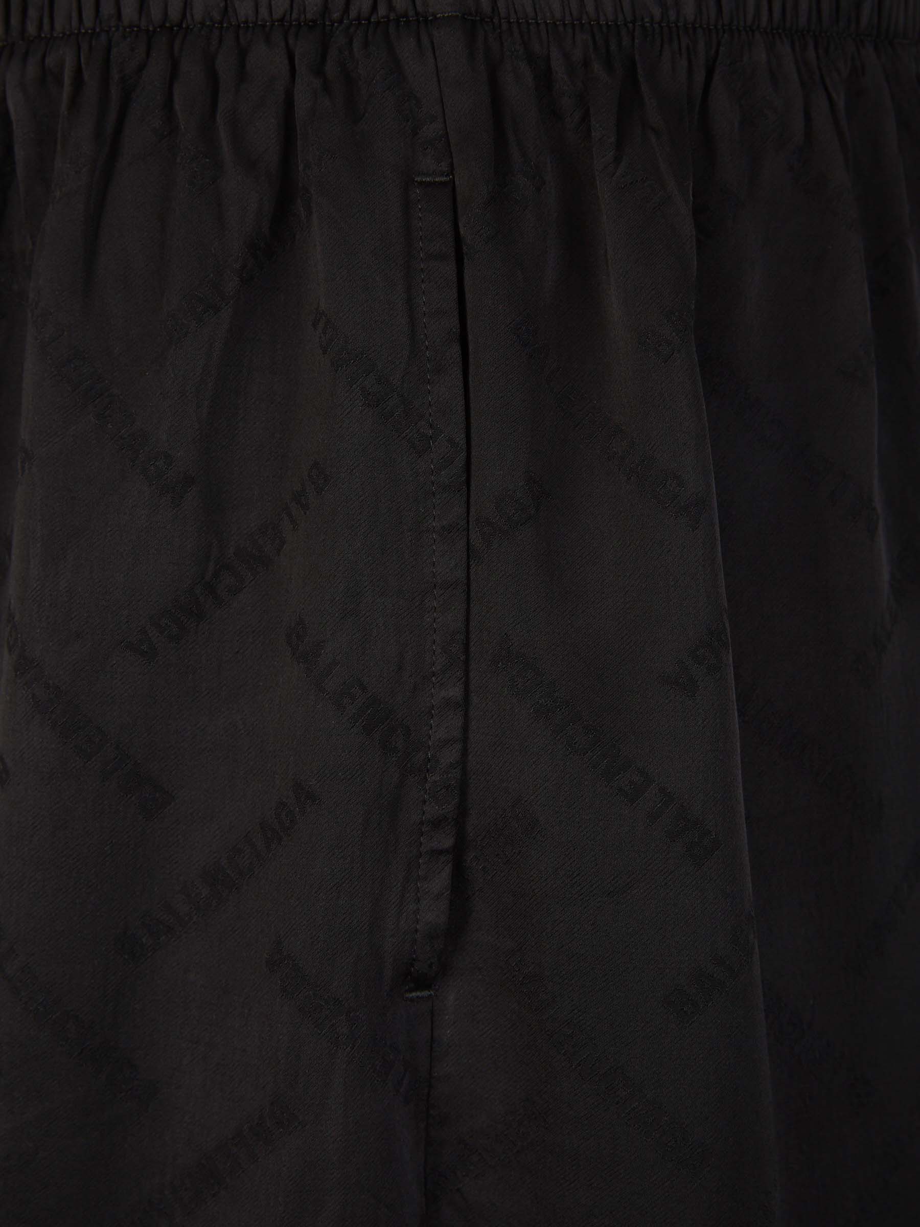 Оригінальна Viscose Flowy Bermuda Shorts Balenciaga – збільшений вид