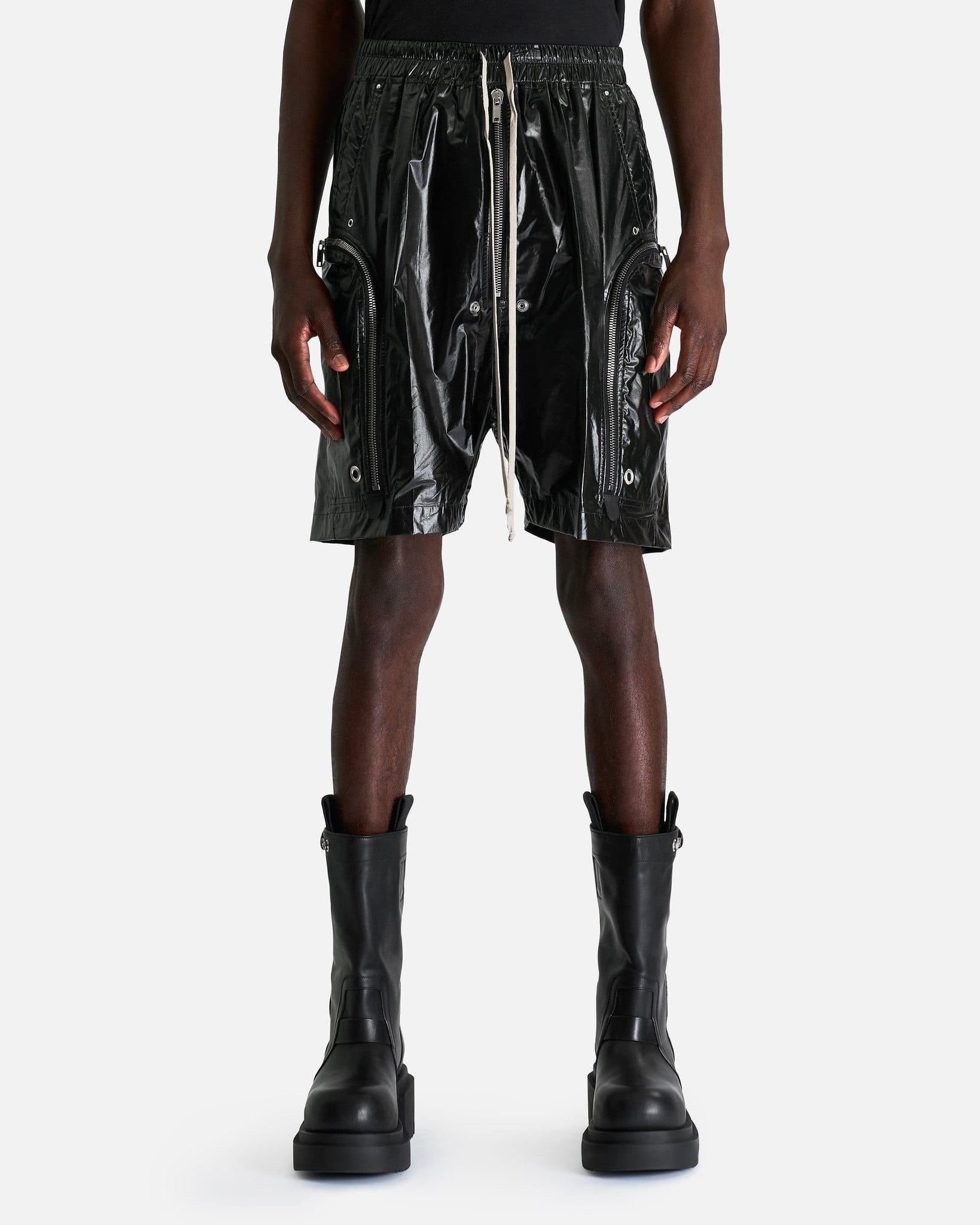 Оригінальна Bauhaus Bela Shorts In Black Rick owens – боковий вид