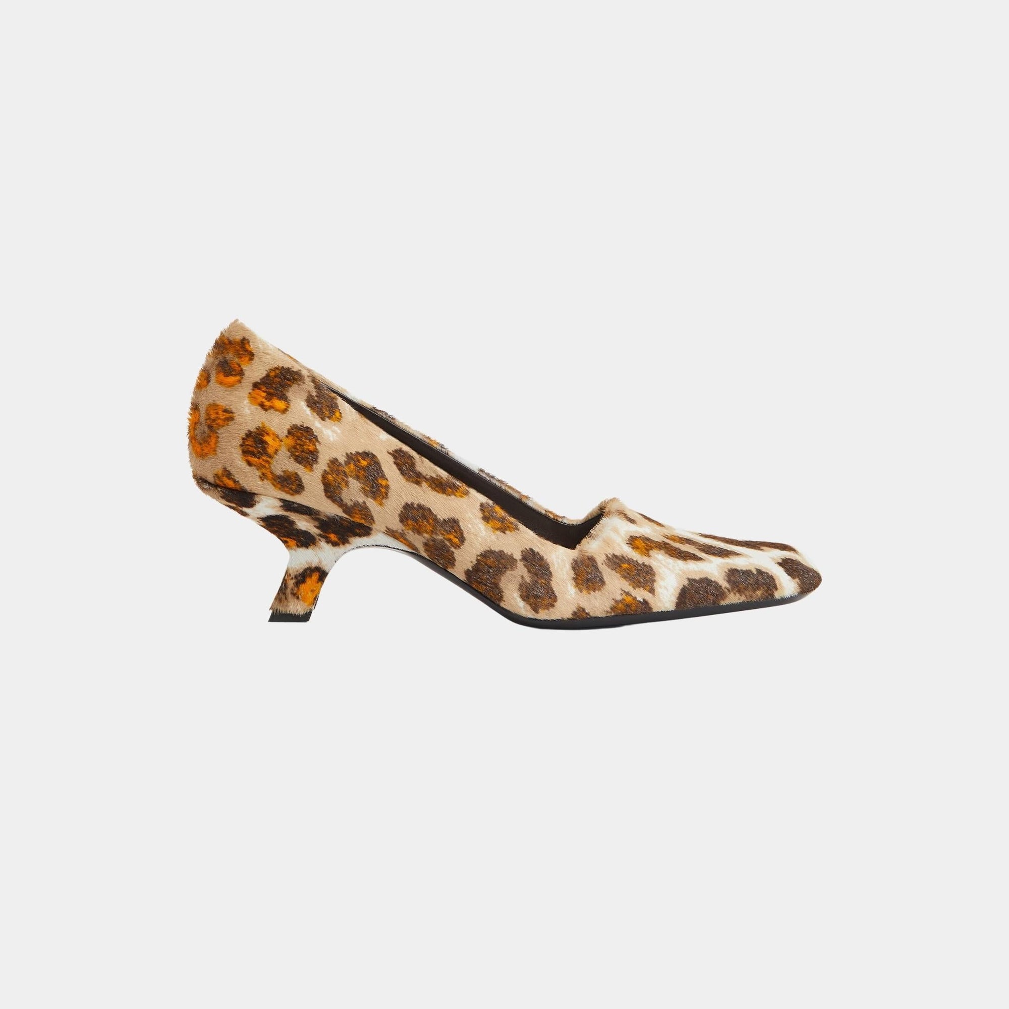 Оригінальна Boogie Kitten Heel Pump Calf Hair Jaguar Print Bottega veneta – боковий вид