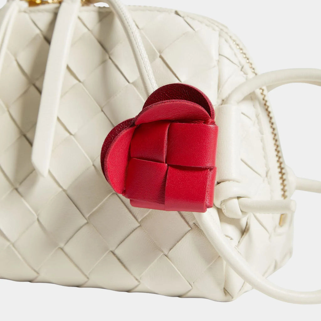 Concert Pouch Intrecciato Calf Leather Bottega veneta оригінал – Купити в Україні – збільшений вид