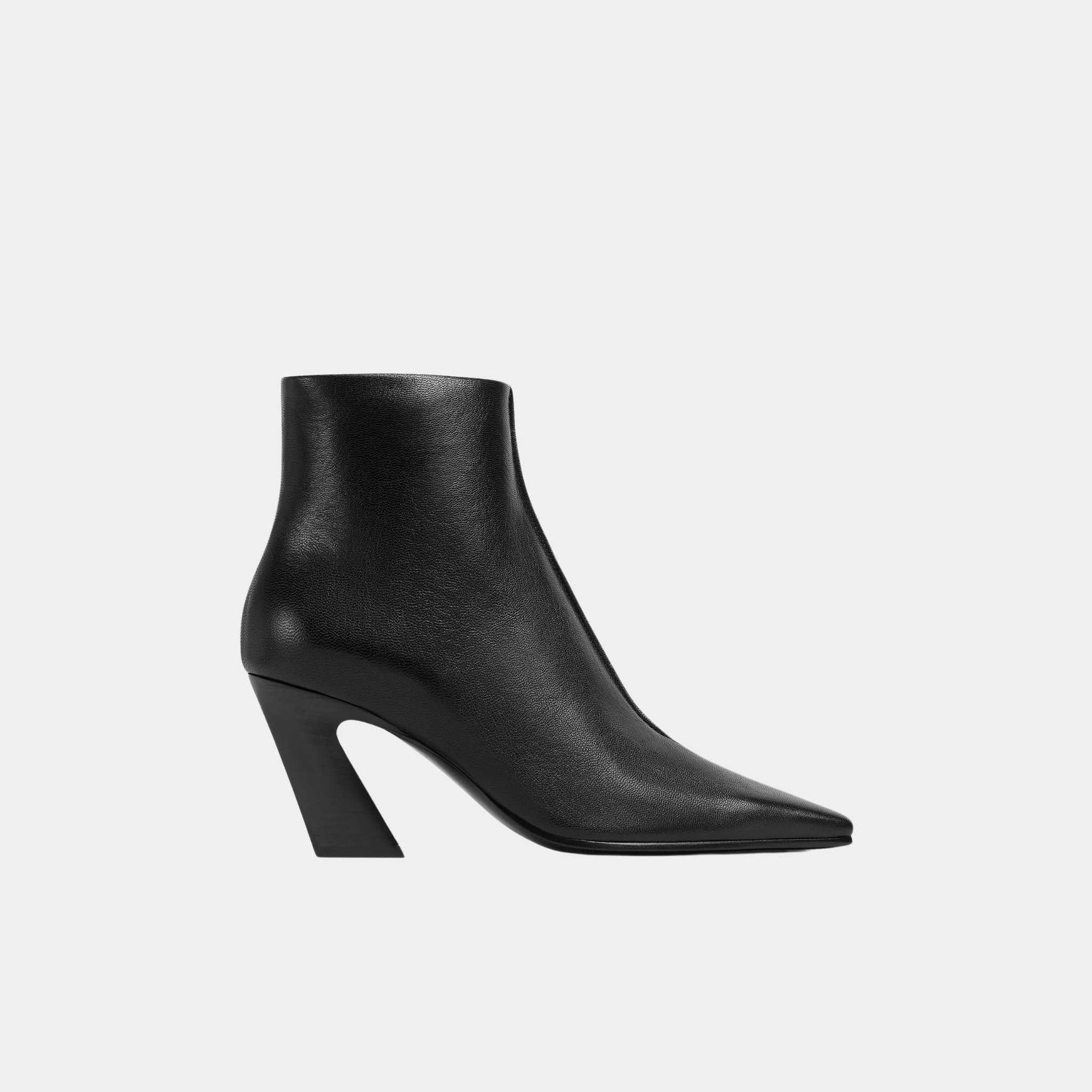 Lewis Ankle Boot Calfskin Sculptural Sloped Heel Bottega veneta оригінал – Купити в Україні – боковий вид