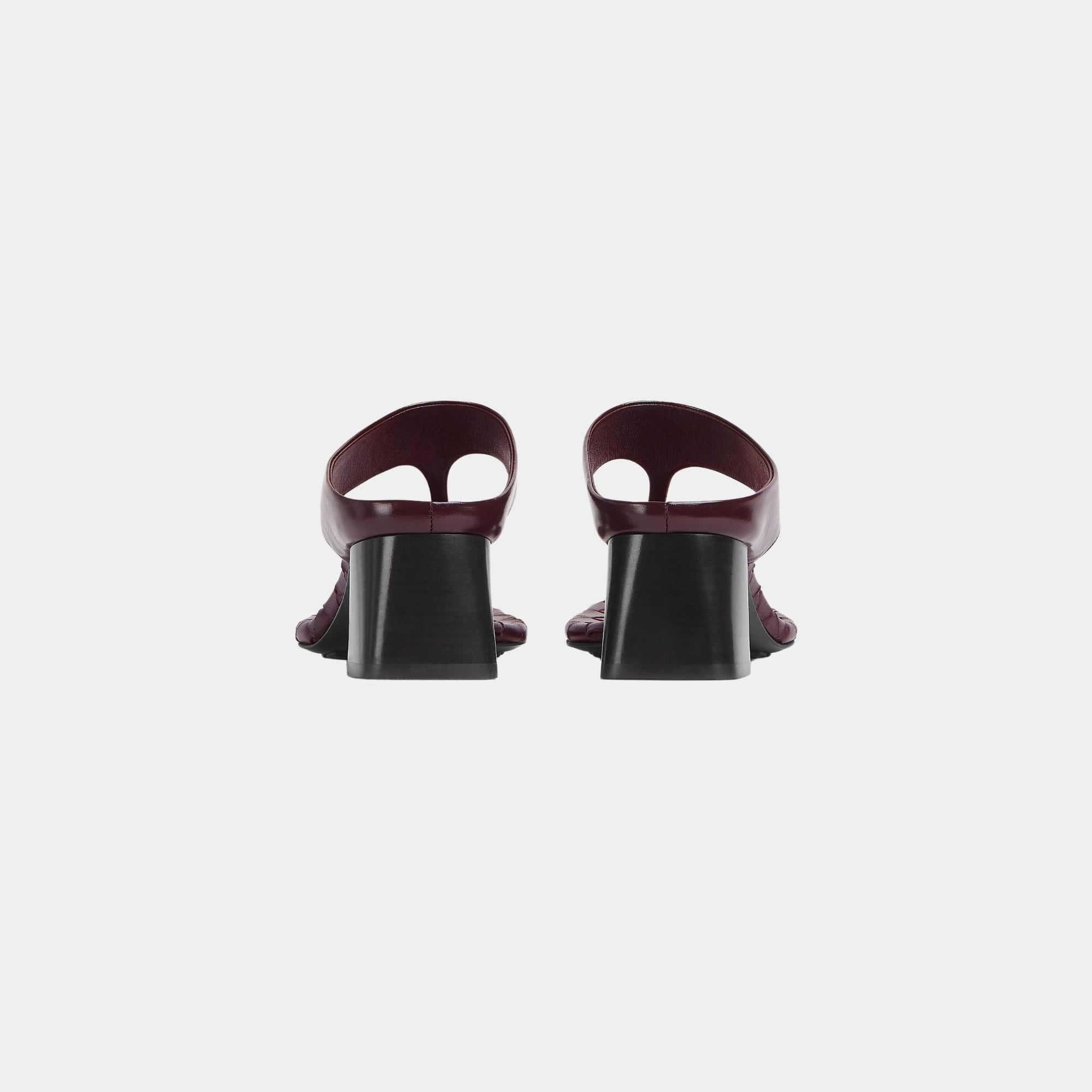 Оригінальна Marella Kitten Heel Thong Sandal Calfskin Bottega veneta – детальний вид