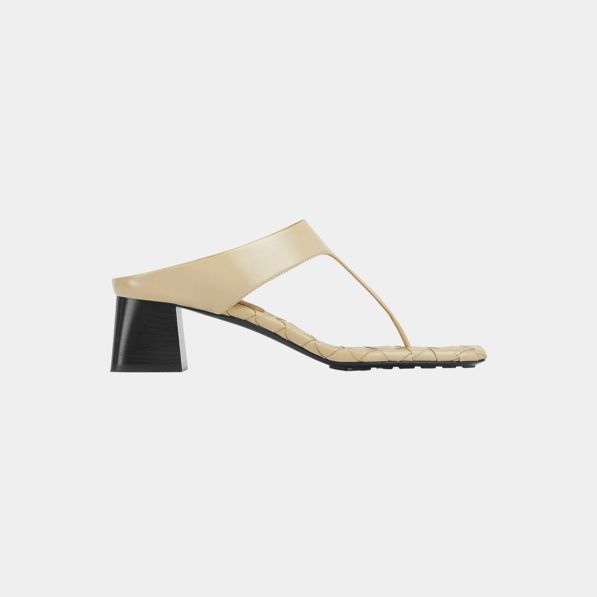 Оригінальна Marella Kitten Heel Thong Sandal Calfskin Bottega veneta – збільшений вид