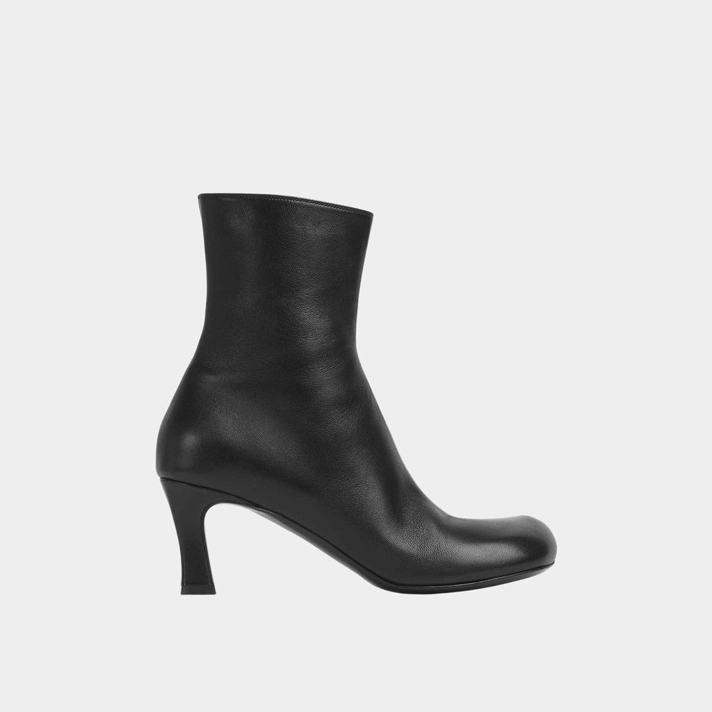 Оригінальна Nico Ankle Boot Lamskin With Kitten Heel Bottega veneta – боковий вид