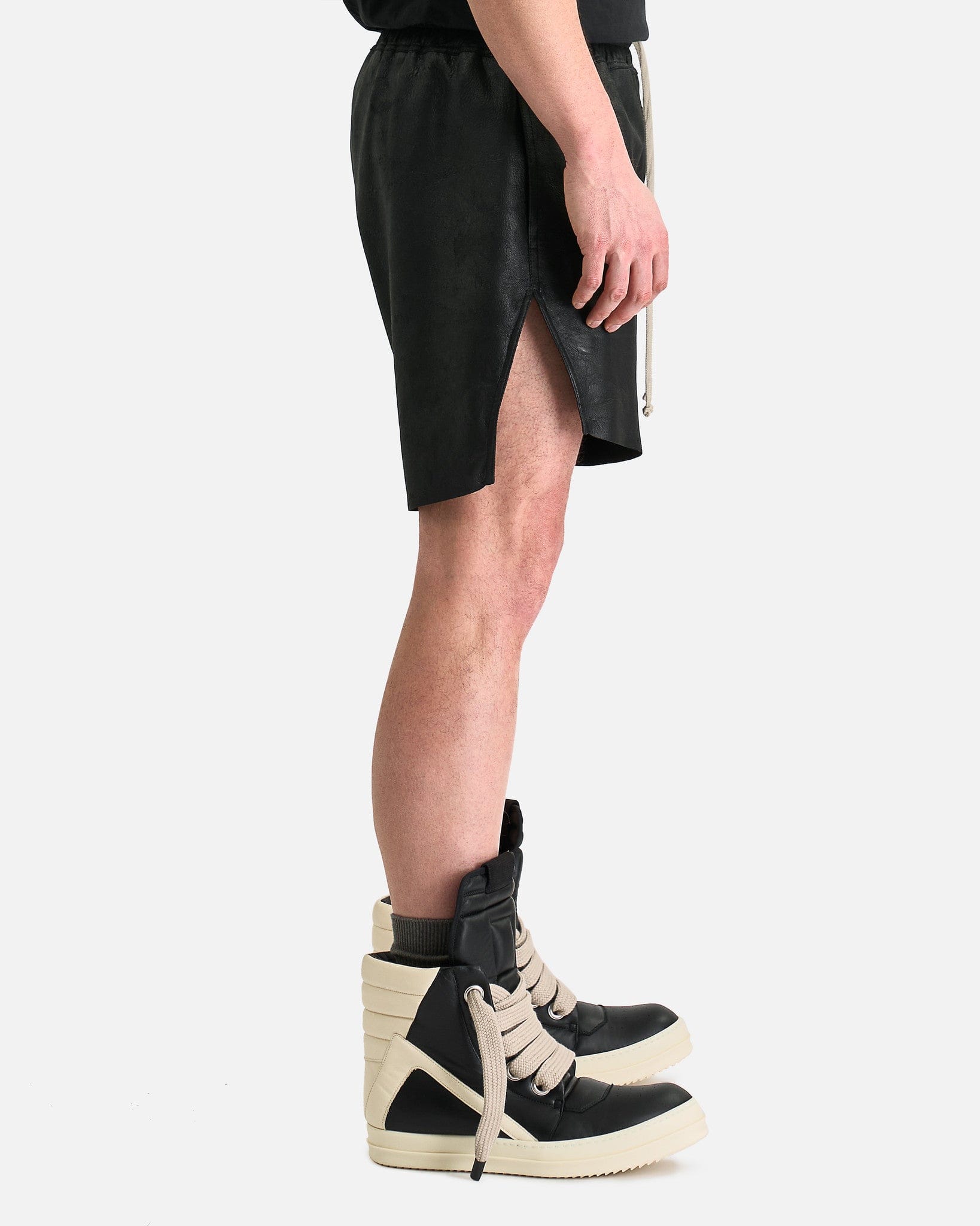 Boxers Leather Shorts In Black Rick owens оригінал – Купити в Україні – вид ззаду
