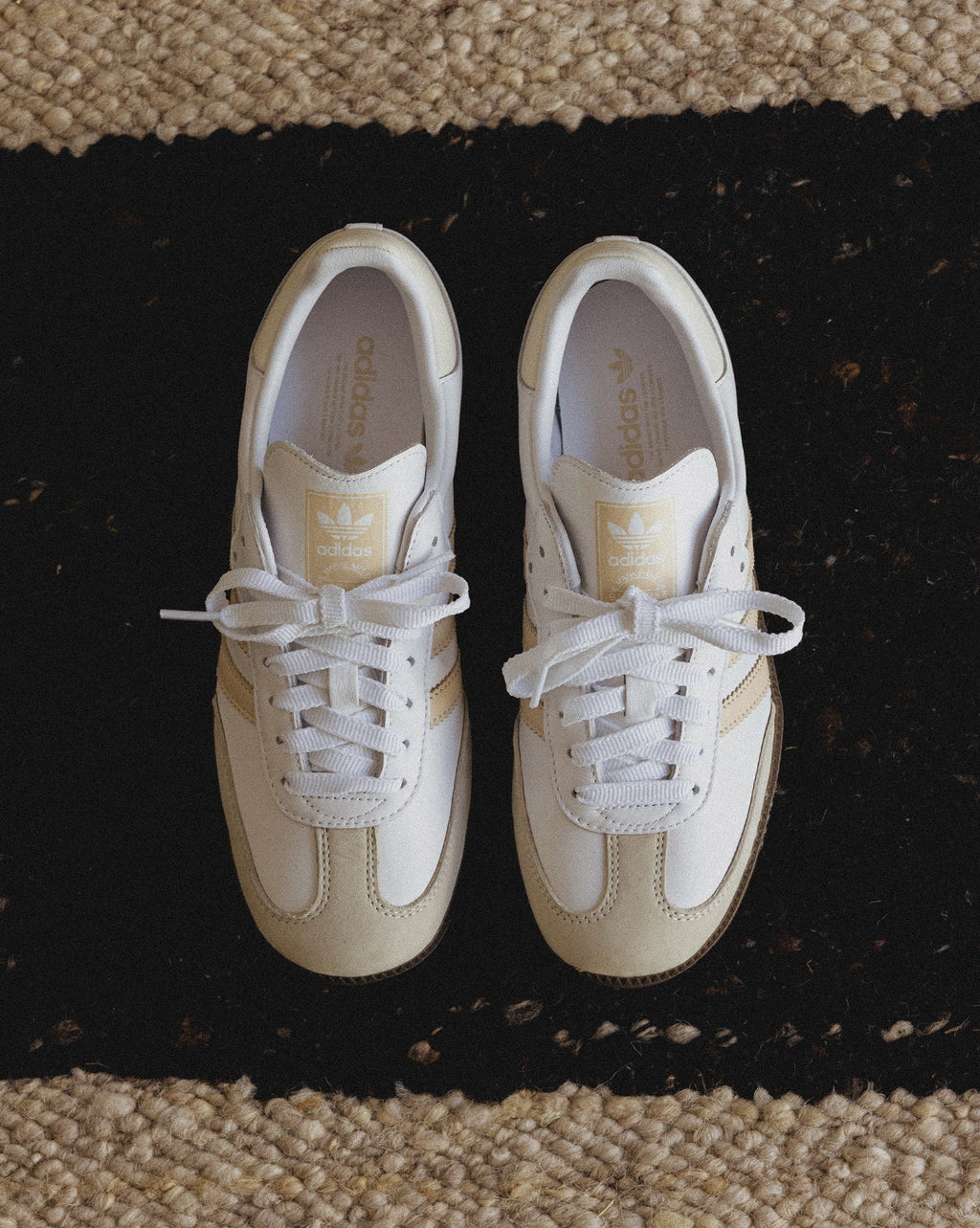 Оригінальна Samba Og W Adidas – вид ззаду