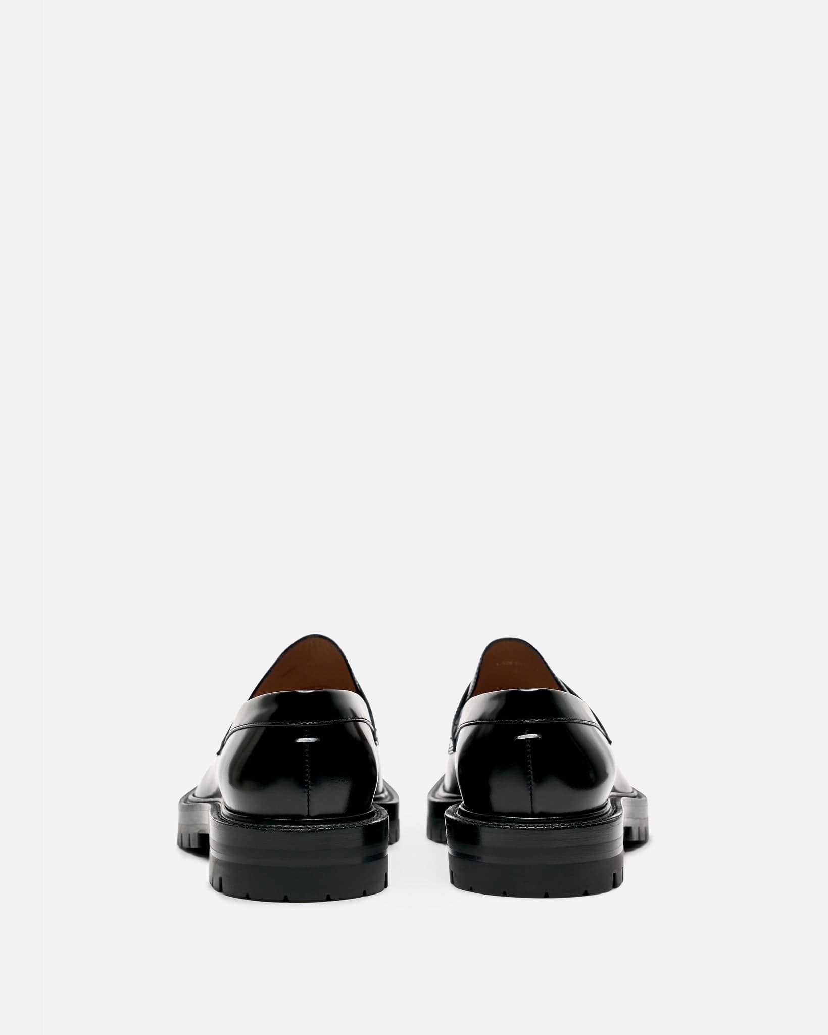 Brushed Calfskin Tabi Loafers In Black Maison margiela – Гарантія оригінальності – детальний вид