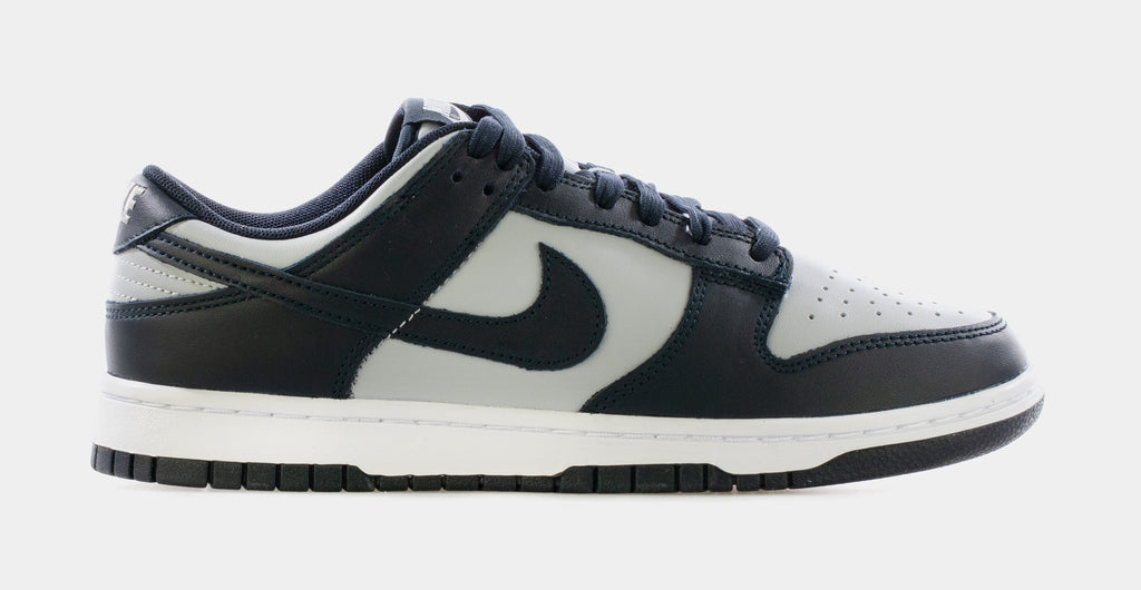Dunk Low Championship Grey Mens Lifestyle Shoe Limit One Per Customer Nike оригінал – Купити в Україні – боковий вид