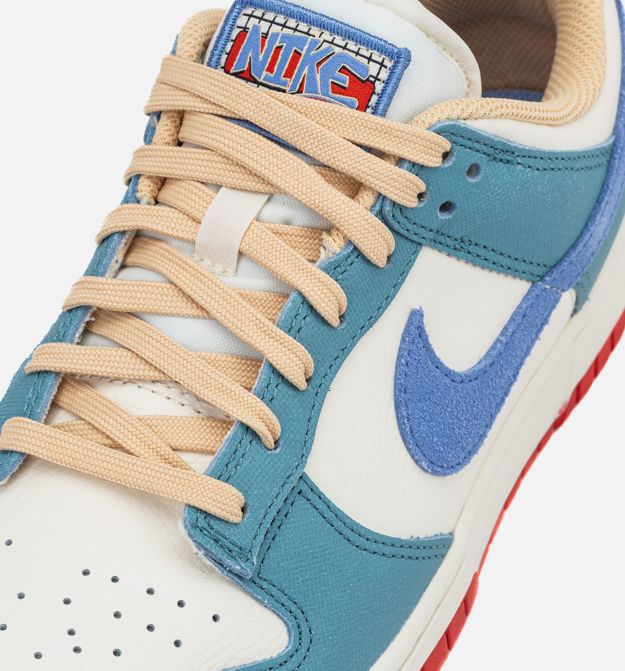 Оригінальна Dunk Low Premium Sail Mens Lifestyle Shoe Nike – вид ззаду