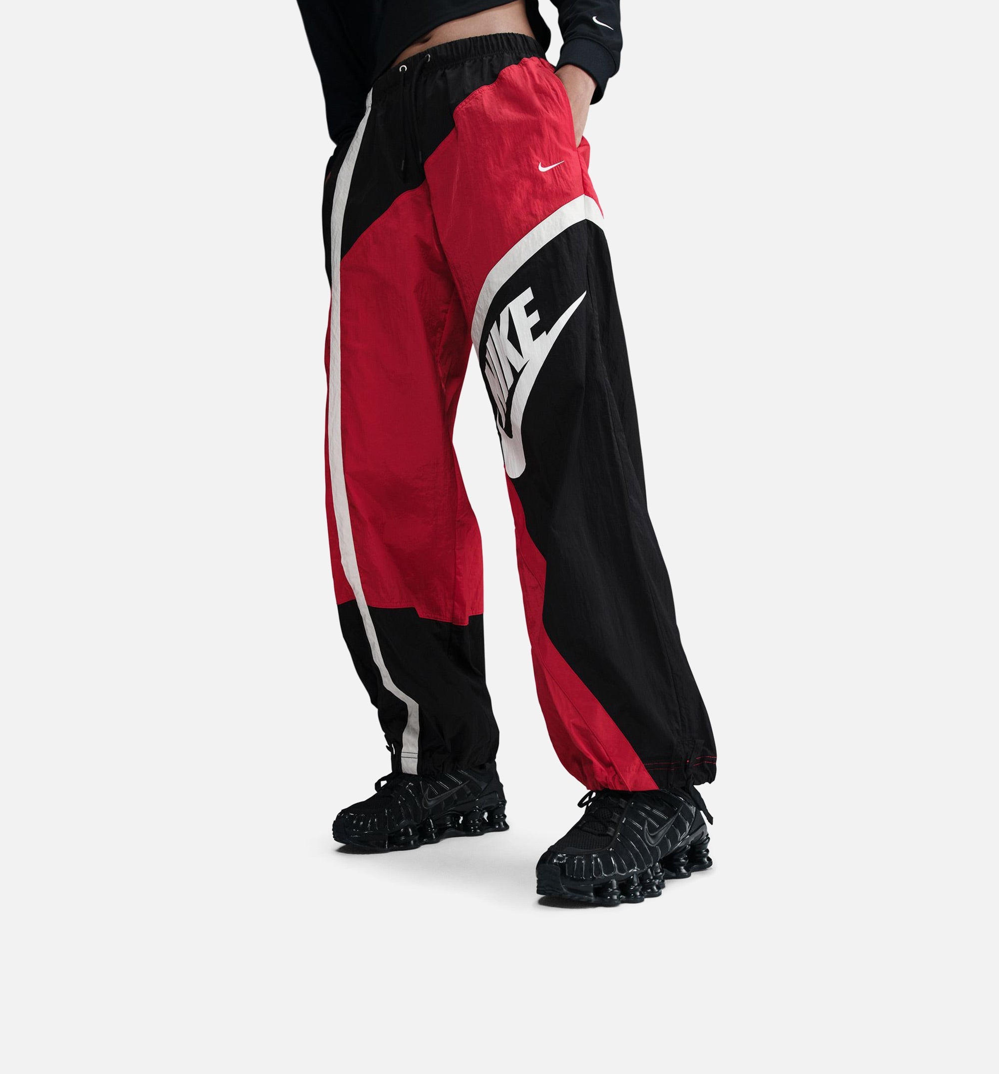 Оригінальна Nsw Street Woven Womens Pant Nike – боковий вид
