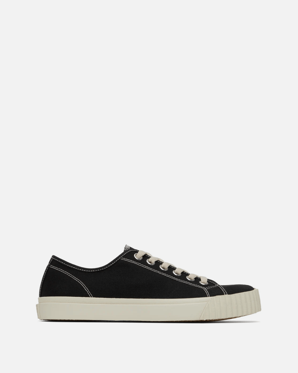 Canvas Tabi Sneaker In Black Maison margiela оригінал – Купити в Україні – боковий вид