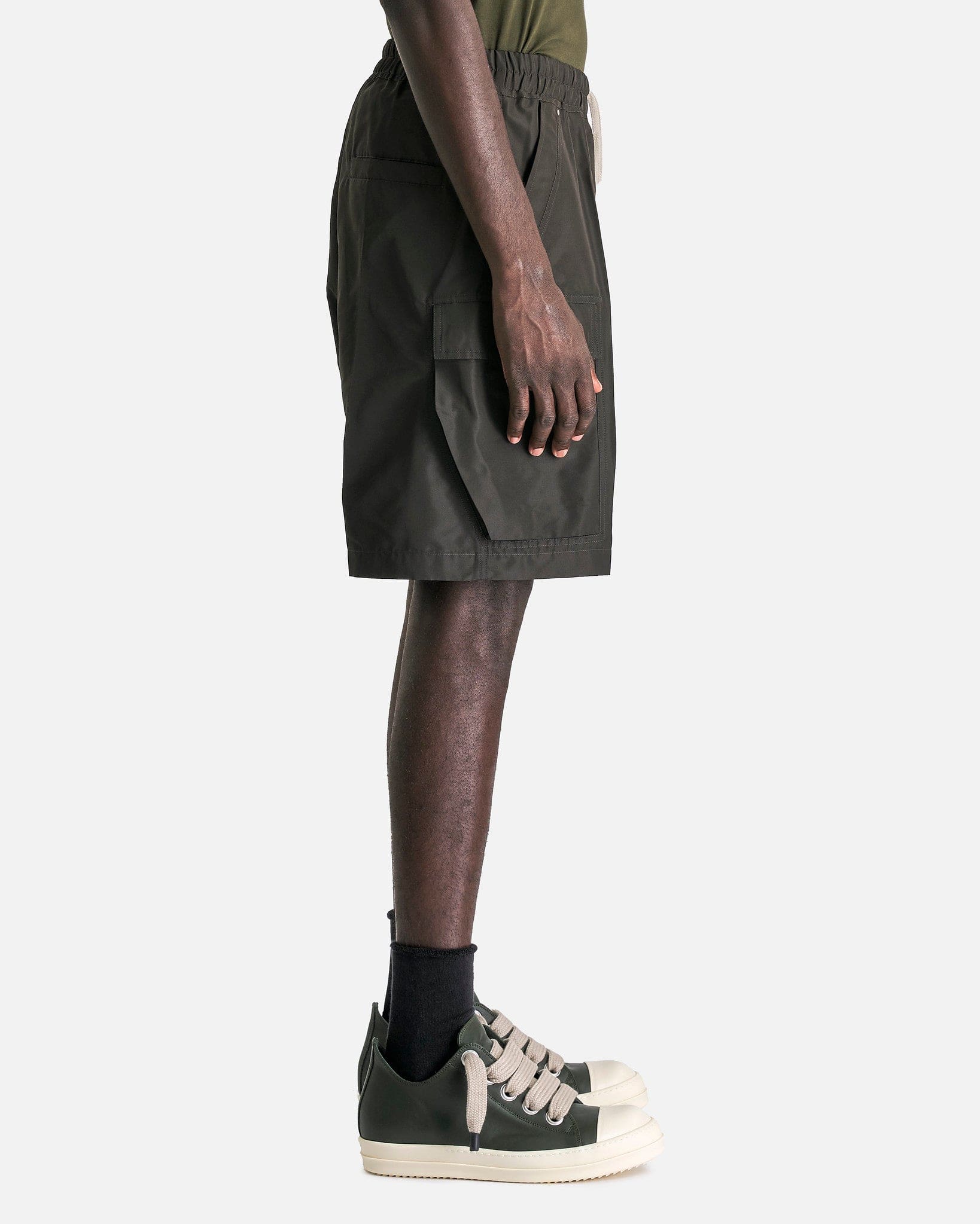 Оригінальна Cargobela Shorts In Dark Dust Rick owens – вид ззаду