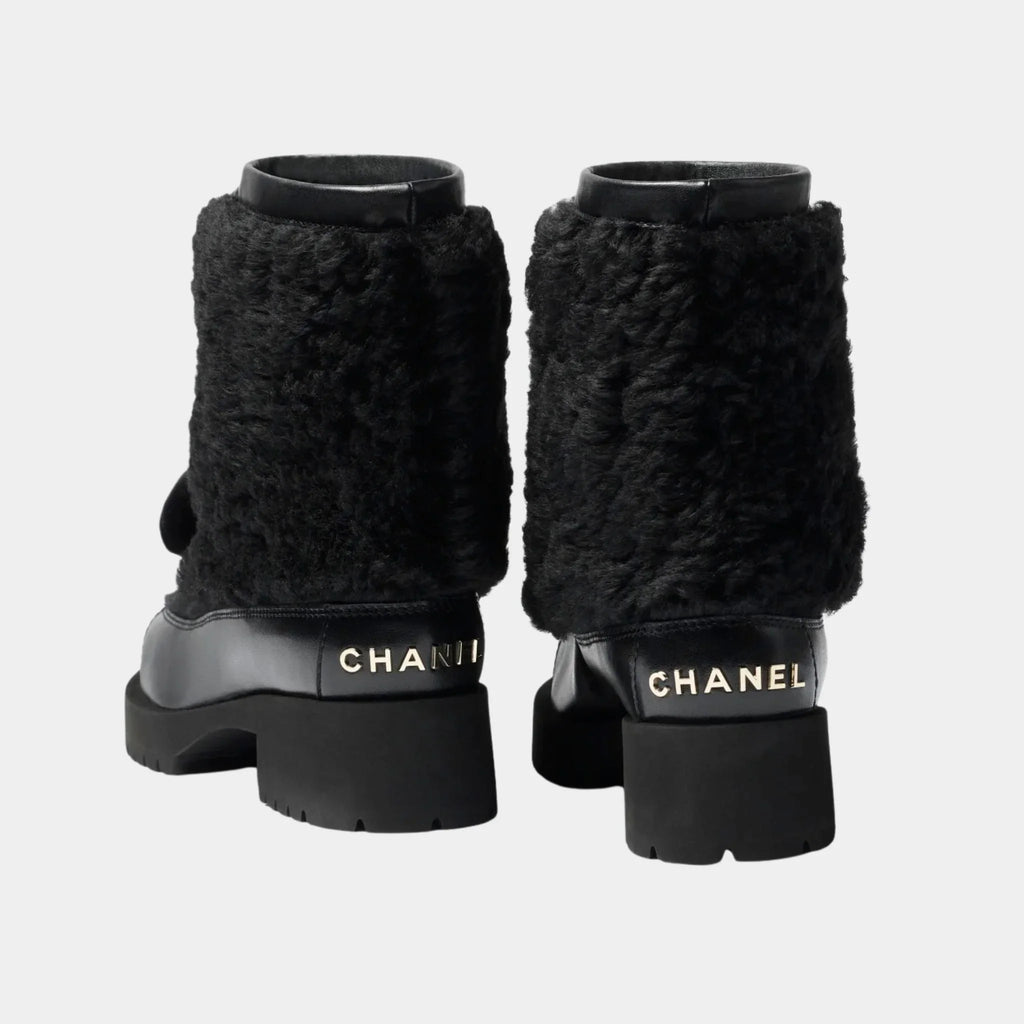 Ankle Boots Black Woolly Lamb Veal Varnished Lamb & Veal Chanel оригінал – Купити в Україні – вид ззаду