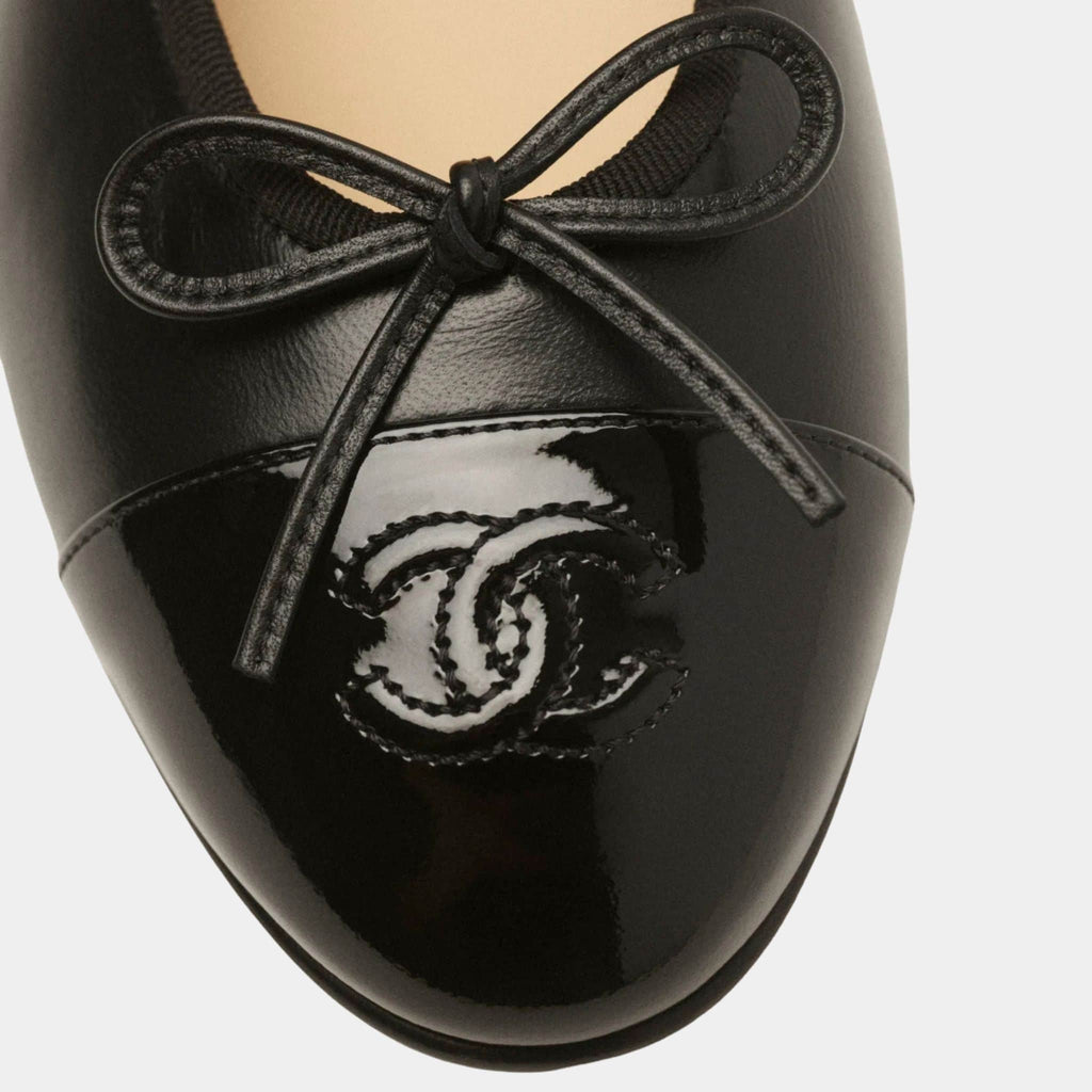 Оригінальна Ballerinas In Lambskin And Varnished Calf Chanel – вид ззаду