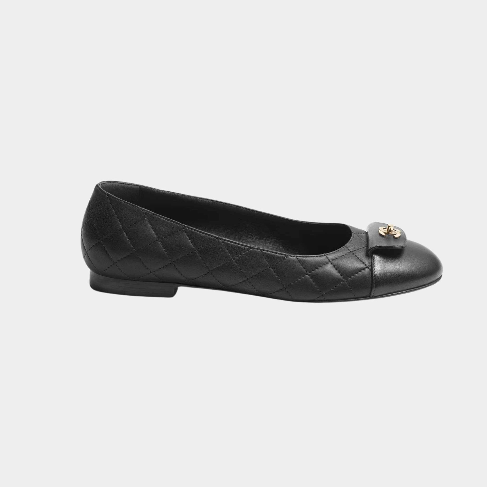 Оригінальна Ballet Flats Calfskin And Lambskin Black Chanel – боковий вид