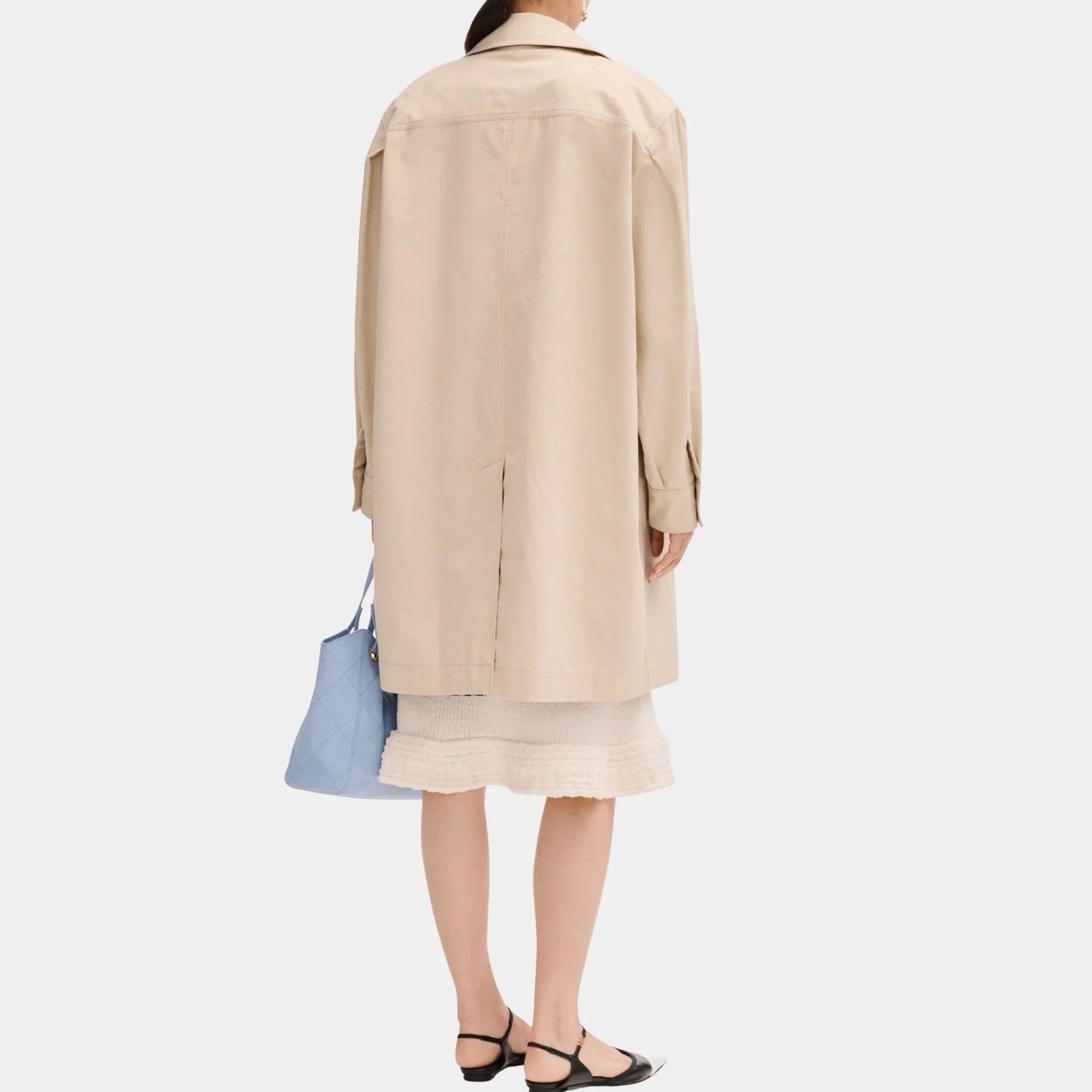 Оригінальна Beige Coat In Gabardine Chanel – вид ззаду
