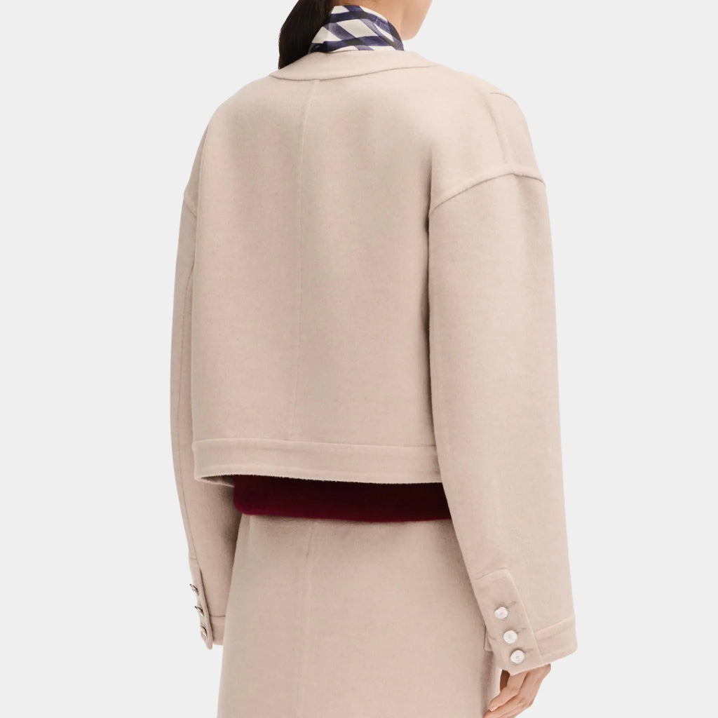 Оригінальна Beige Jacket In Cashmere Chanel – вид ззаду