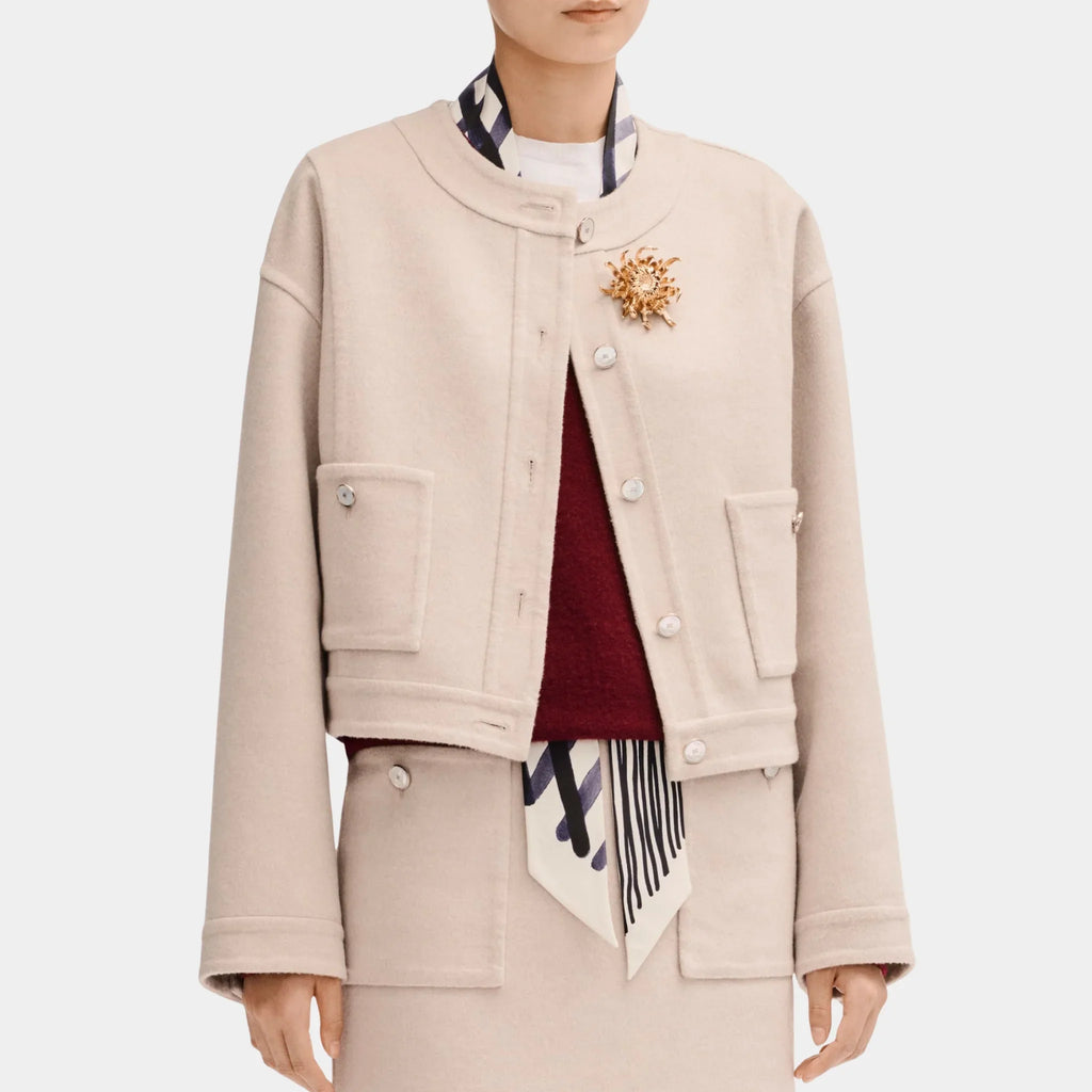 Оригінальна Beige Jacket In Cashmere Chanel – боковий вид