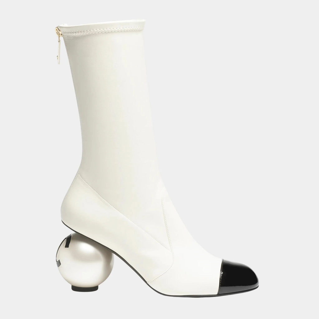 Boots Stretch Lambskin & Patent Calfskin Chanel оригінал – Купити в Україні – детальний вид