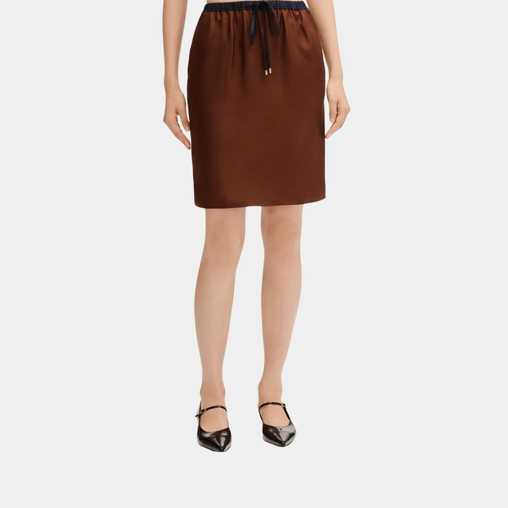 Burgundy Skirt In Silk Twill Chanel оригінал – Купити в Україні – боковий вид