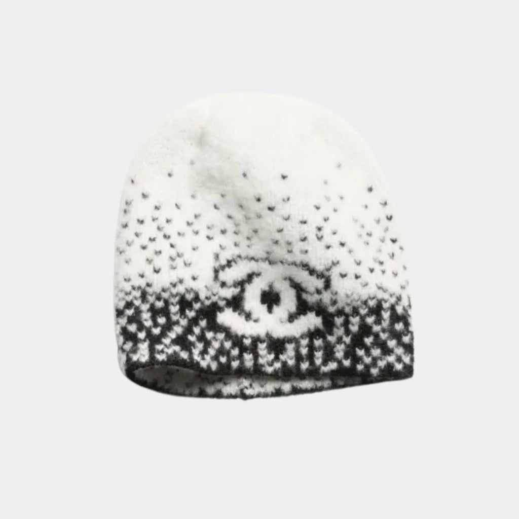 Оригінальна Cap Cashmere & Wool Chanel – боковий вид