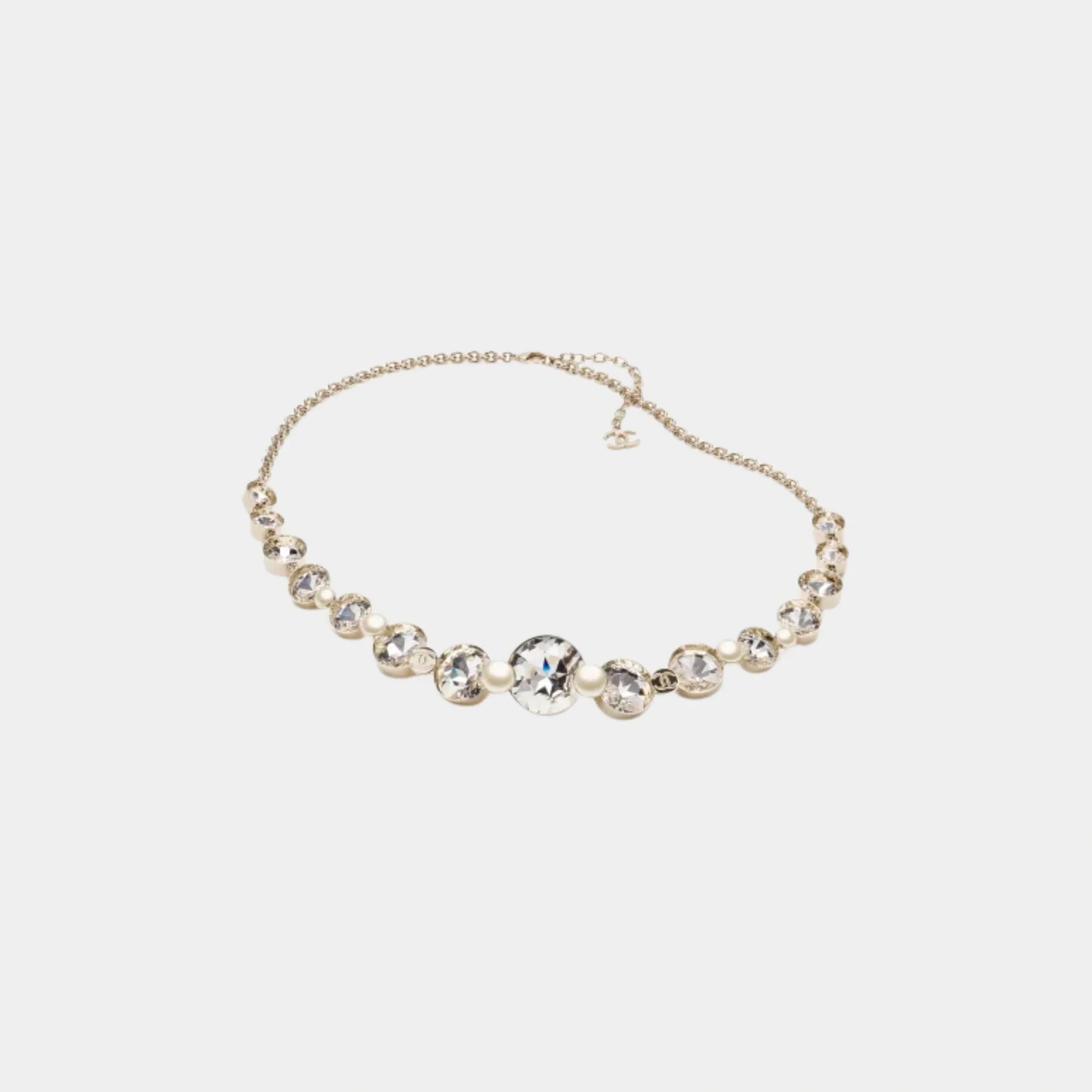 Chain Belt Metal Resin & Rhinestones Gold Pearly White & Crystal Chanel оригінал – Купити в Україні – боковий вид