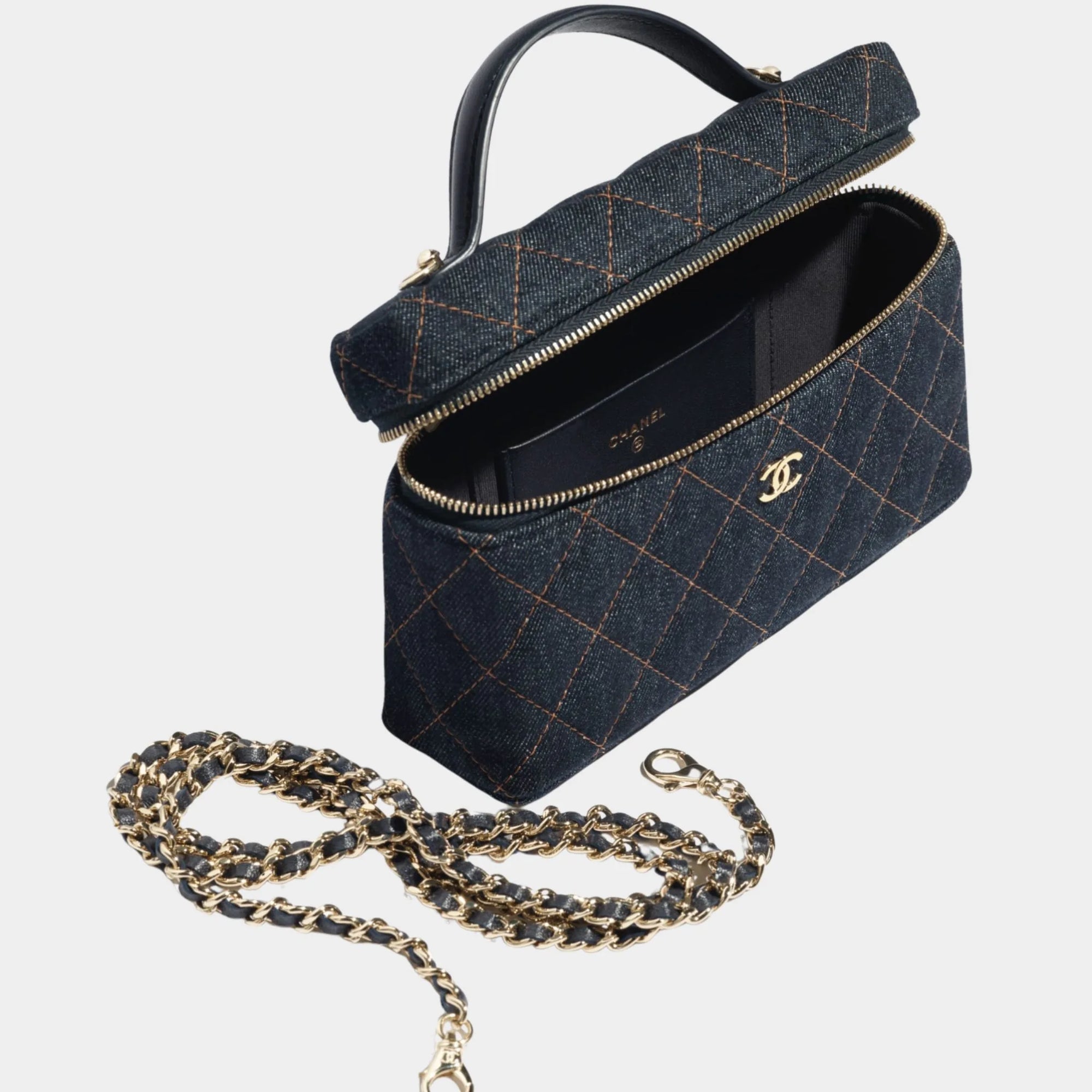Classic Vanity With Chain Denim & Gold Metal Chanel – Гарантія оригінальності – детальний вид